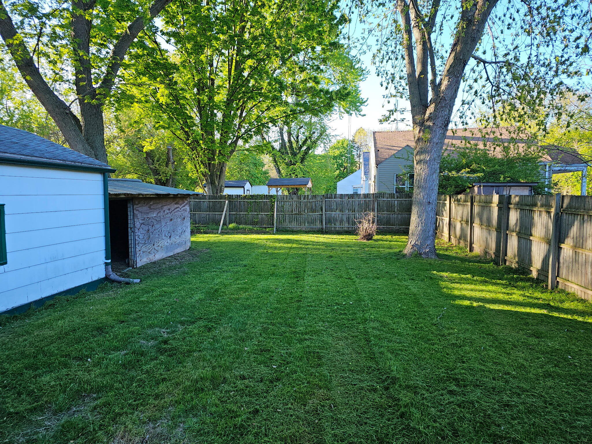 1053 E Empire Avenue Benton Harbor MI 49022