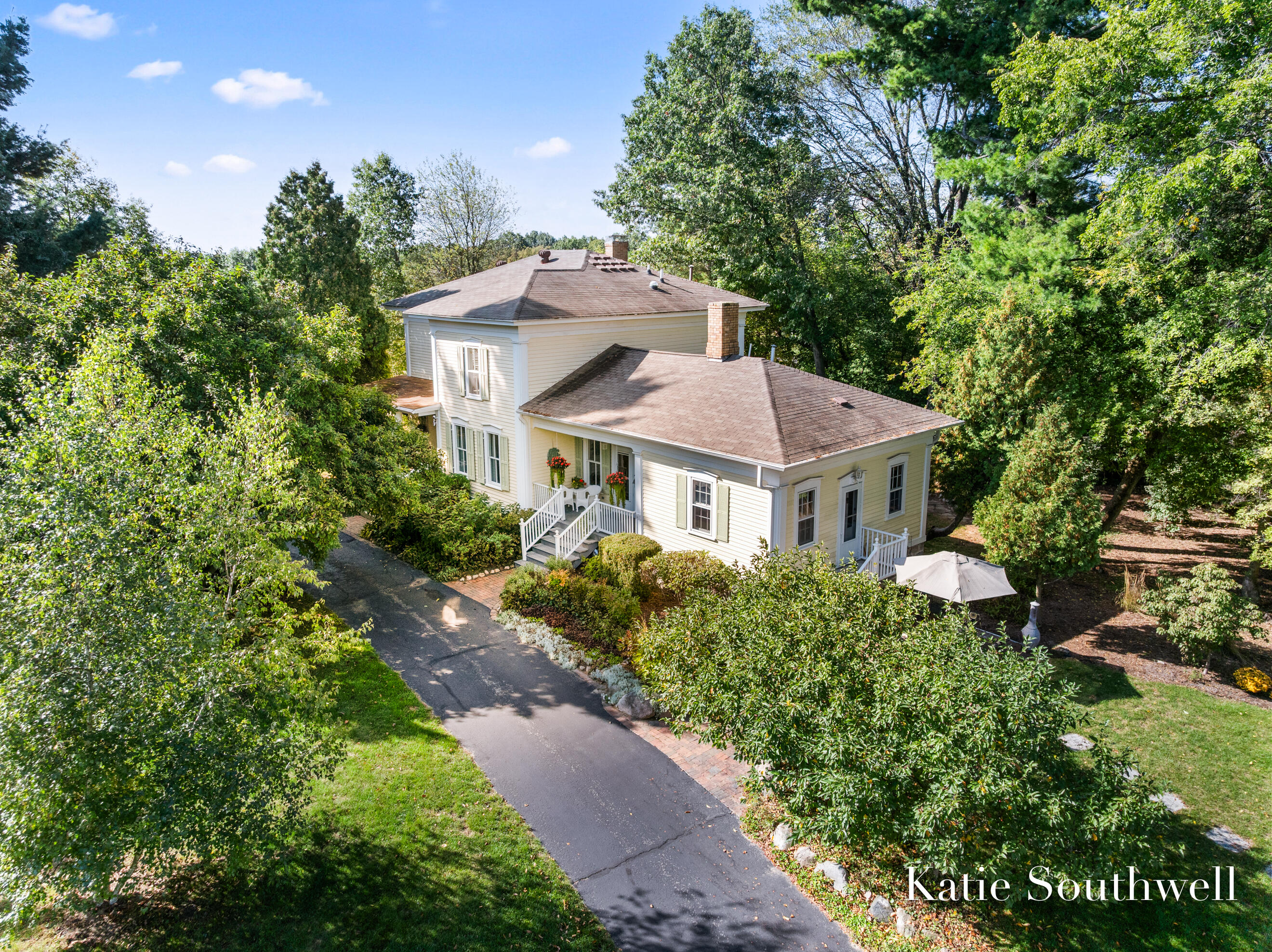 4875 Belding Road NE Rockford MI 49341