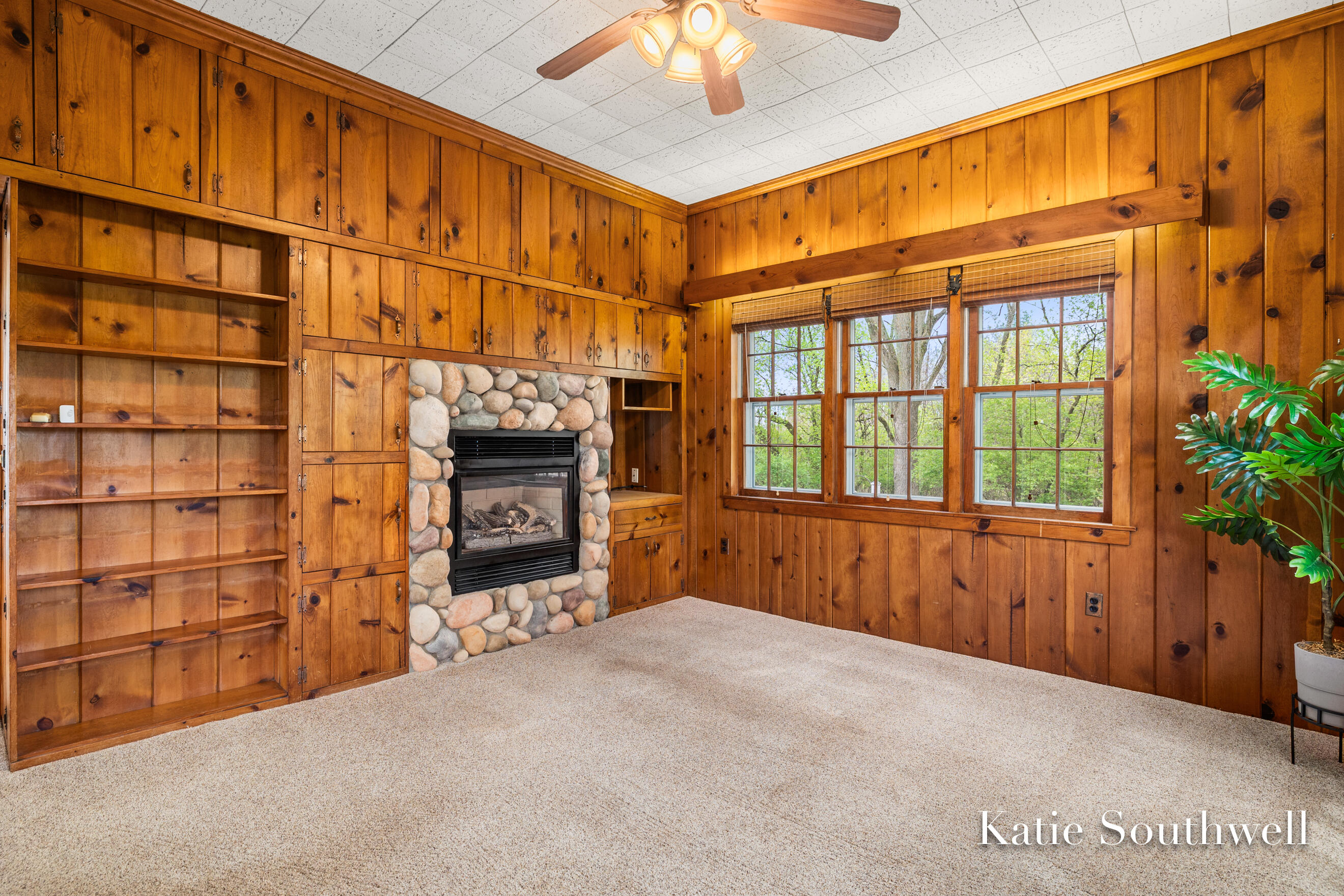 4875 Belding Road NE Rockford MI 49341