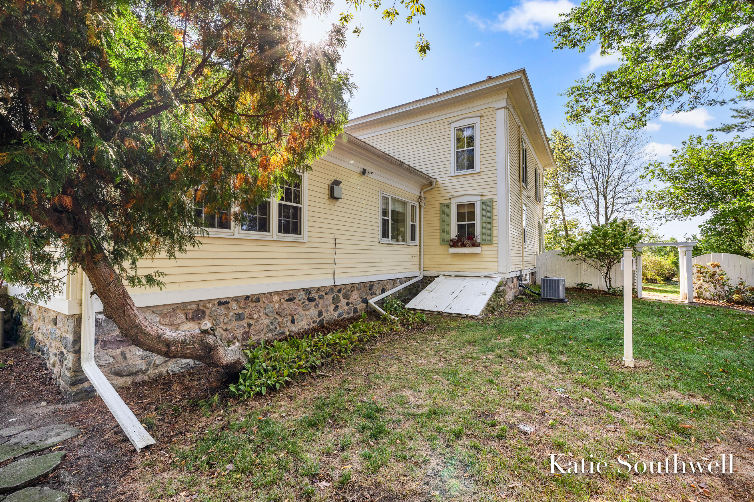 4875 Belding Road NE Rockford MI 49341