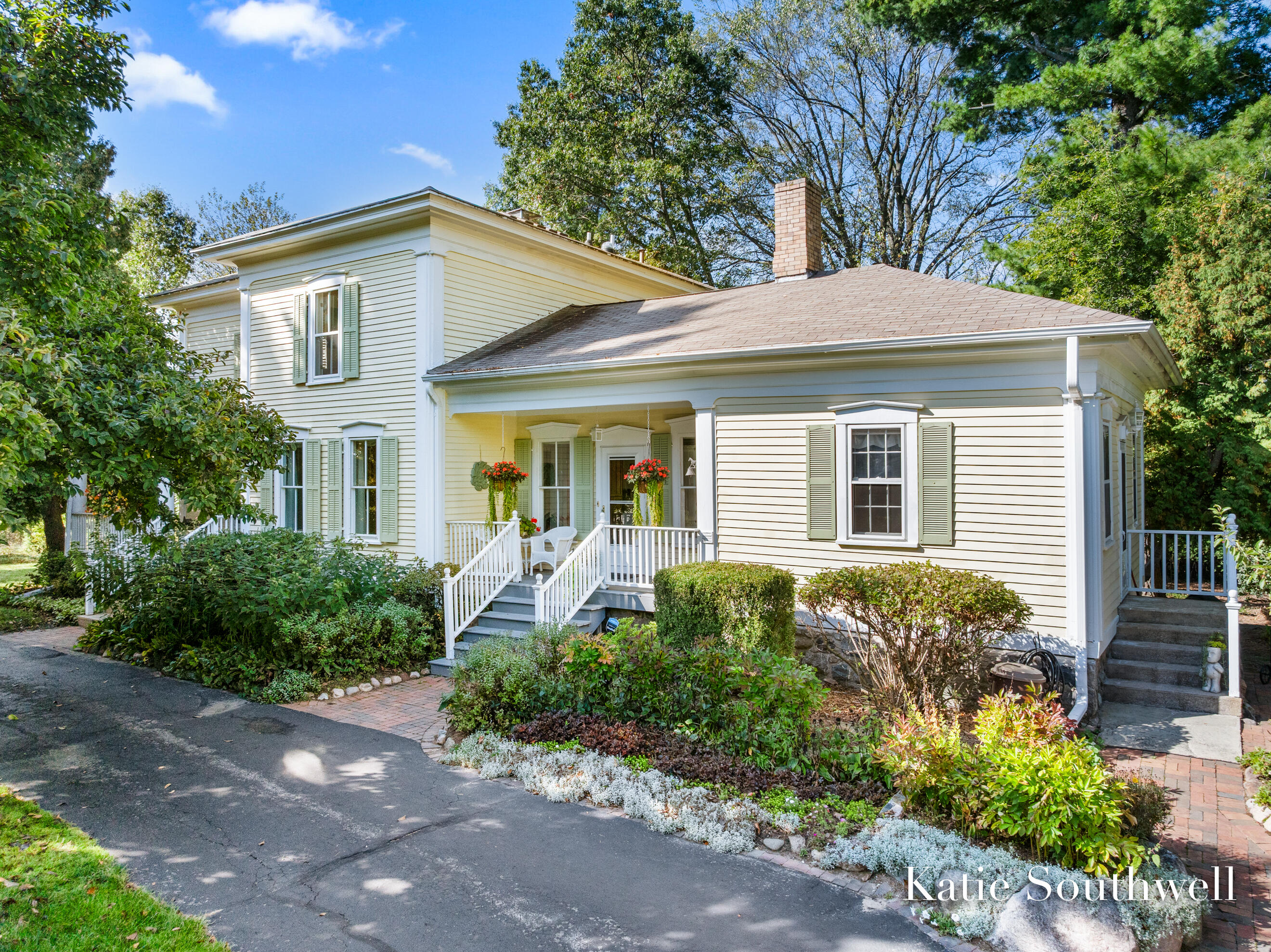4875 Belding Road NE Rockford MI 49341
