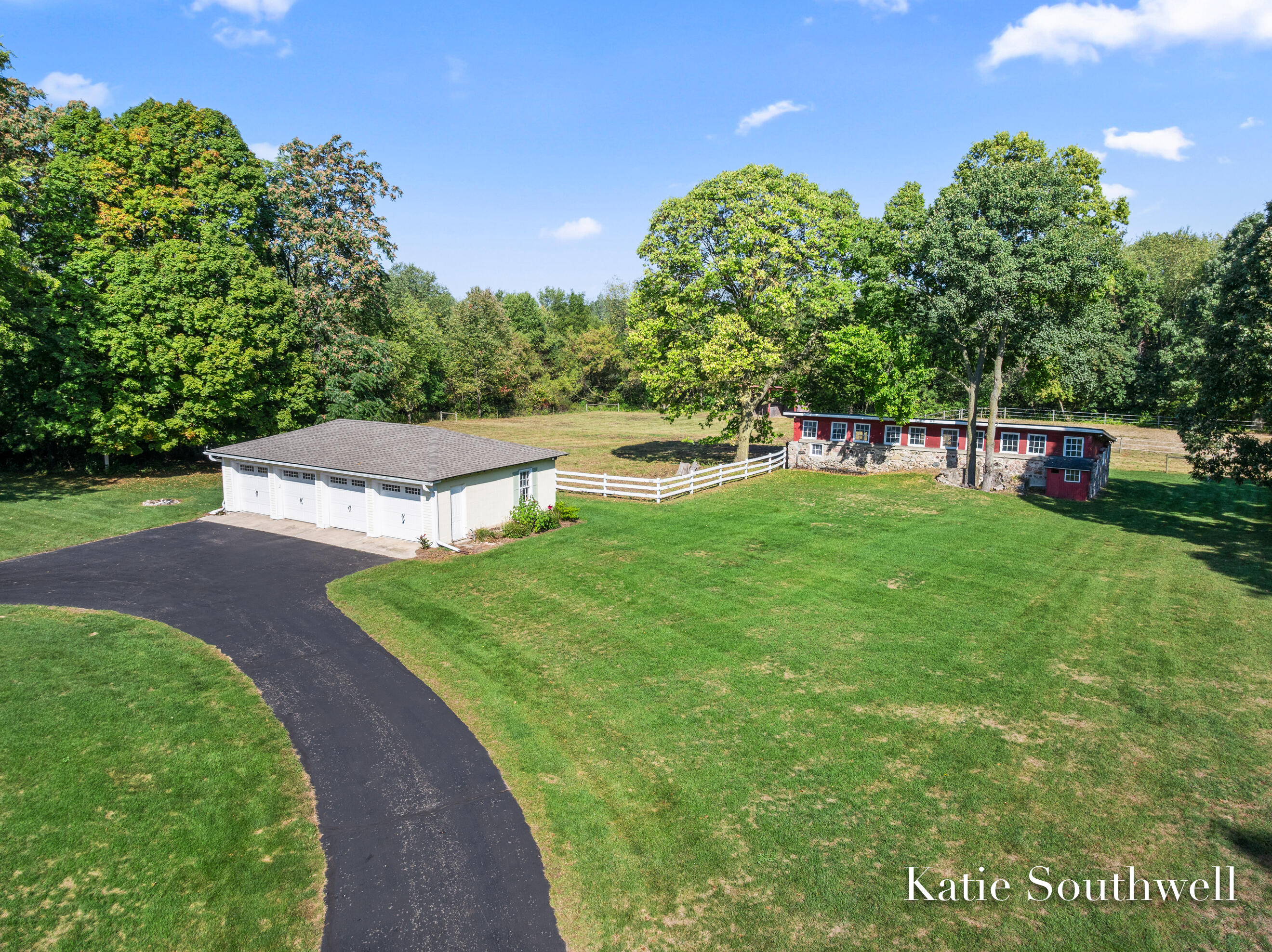 4875 Belding Road NE Rockford MI 49341