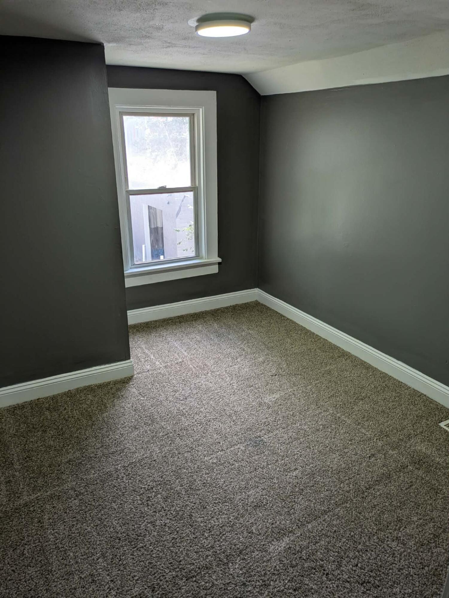 2232 Hoyle Avenue NW Grand Rapids MI 49544
