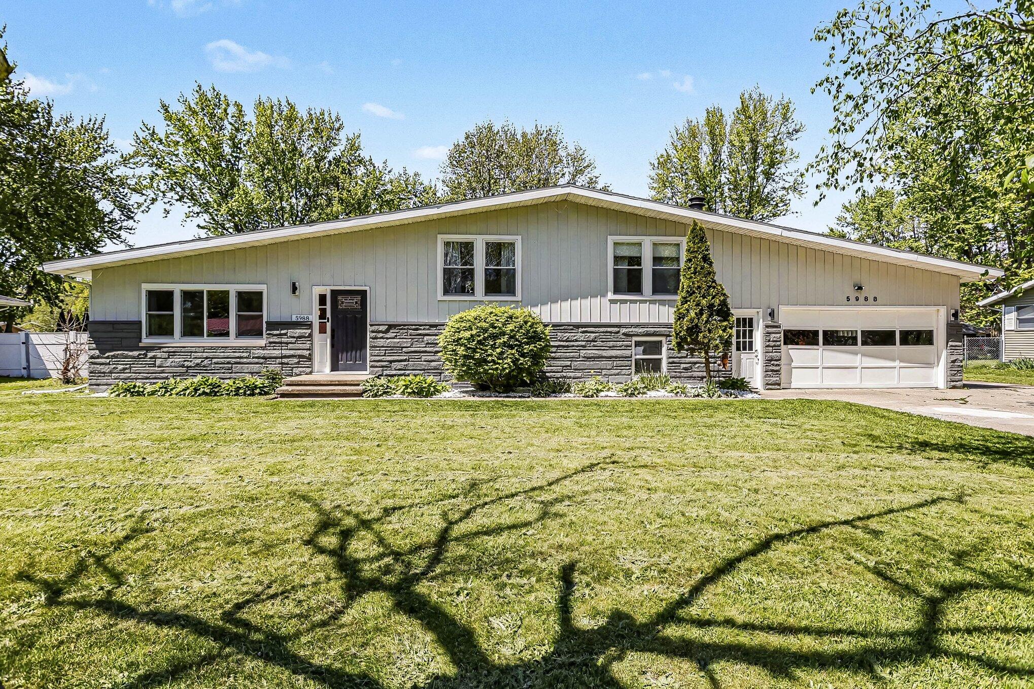 5988 Ponderosa Drive Stevensville MI 49127