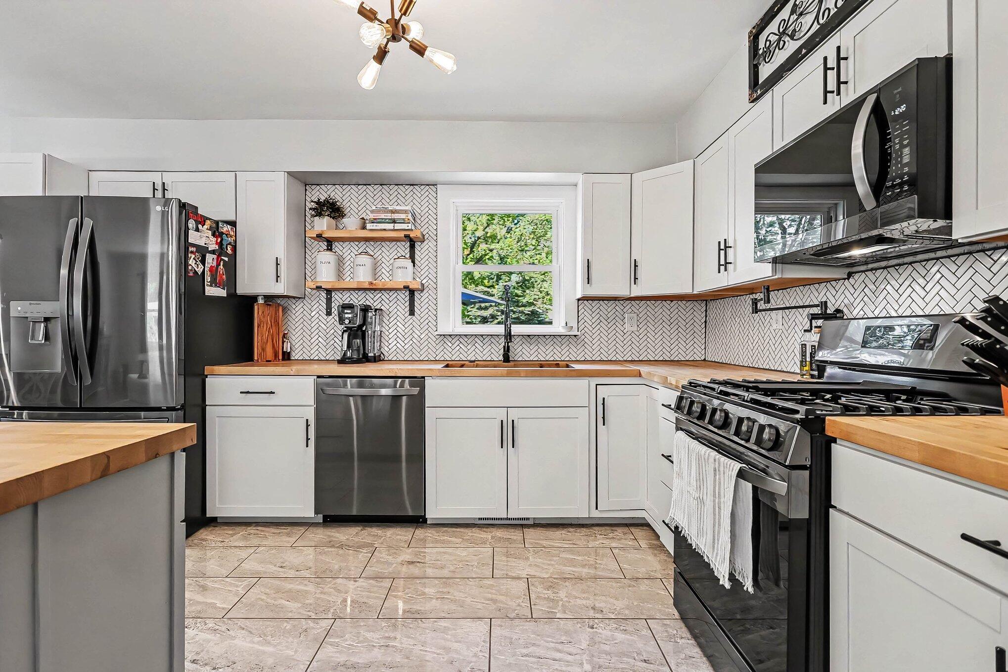 5988 Ponderosa Drive Stevensville MI 49127