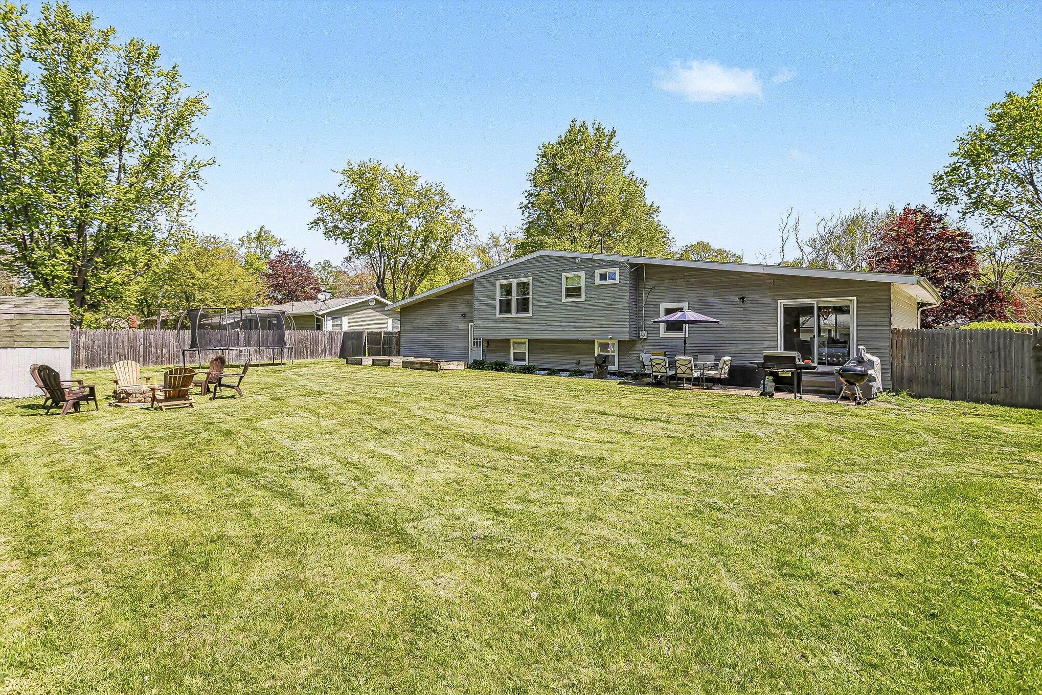 5988 Ponderosa Drive Stevensville MI 49127