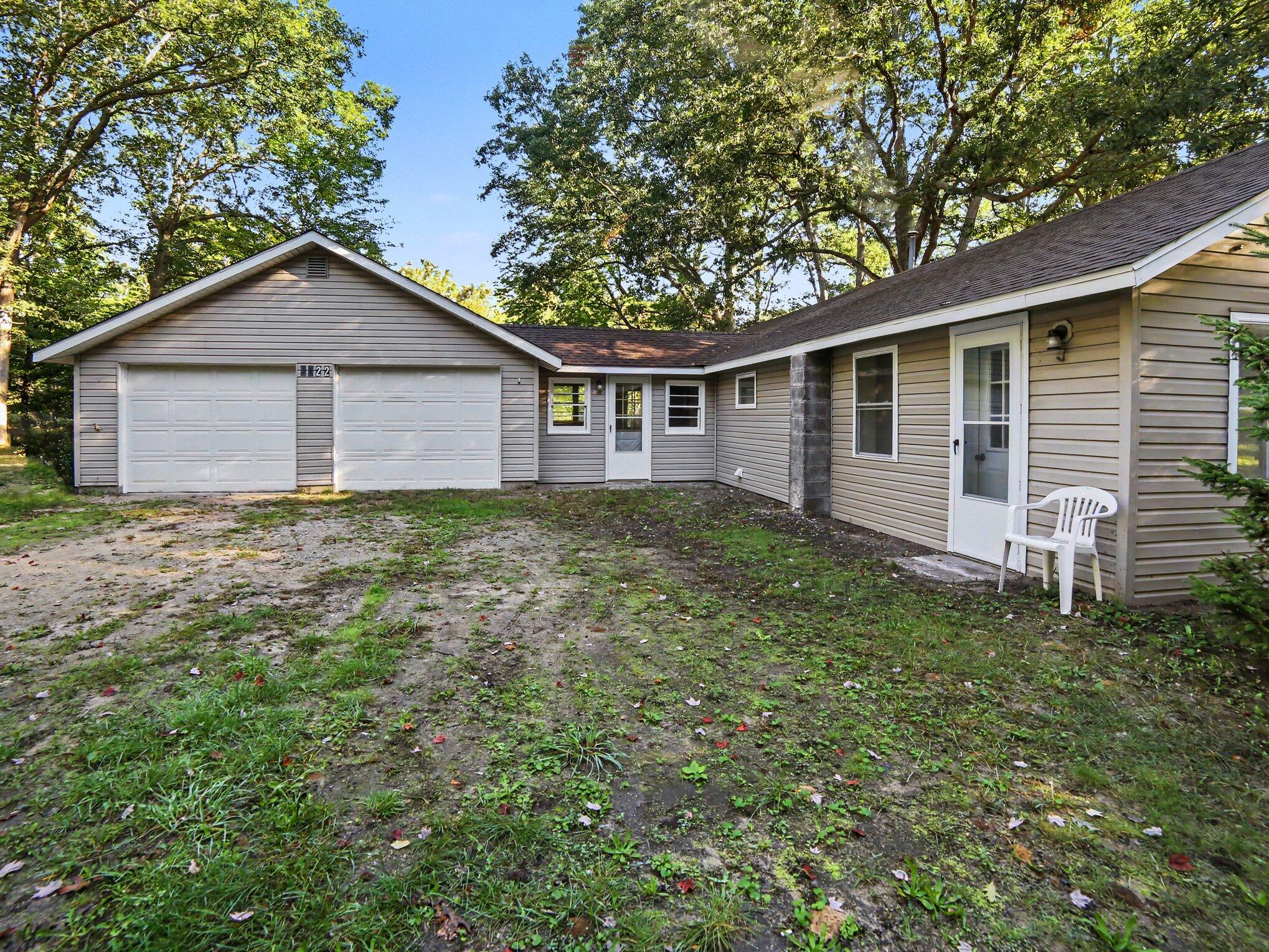 6022 E Bryant Road Ludington MI 49431