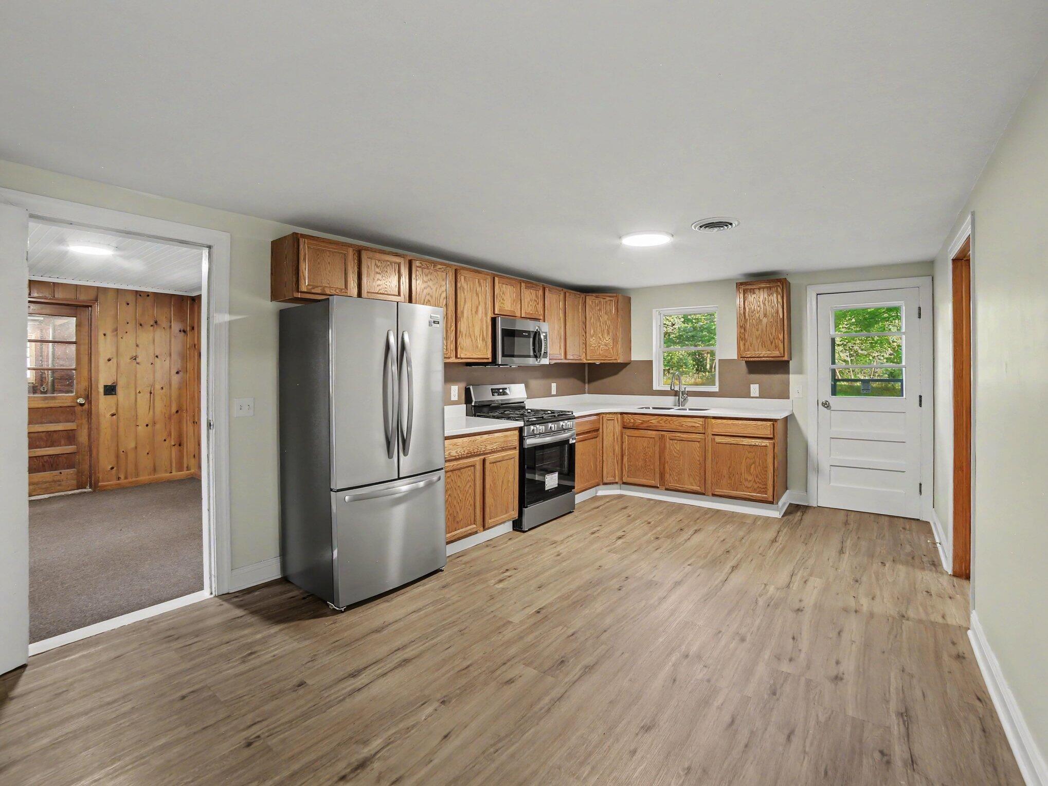 6022 E Bryant Road Ludington MI 49431