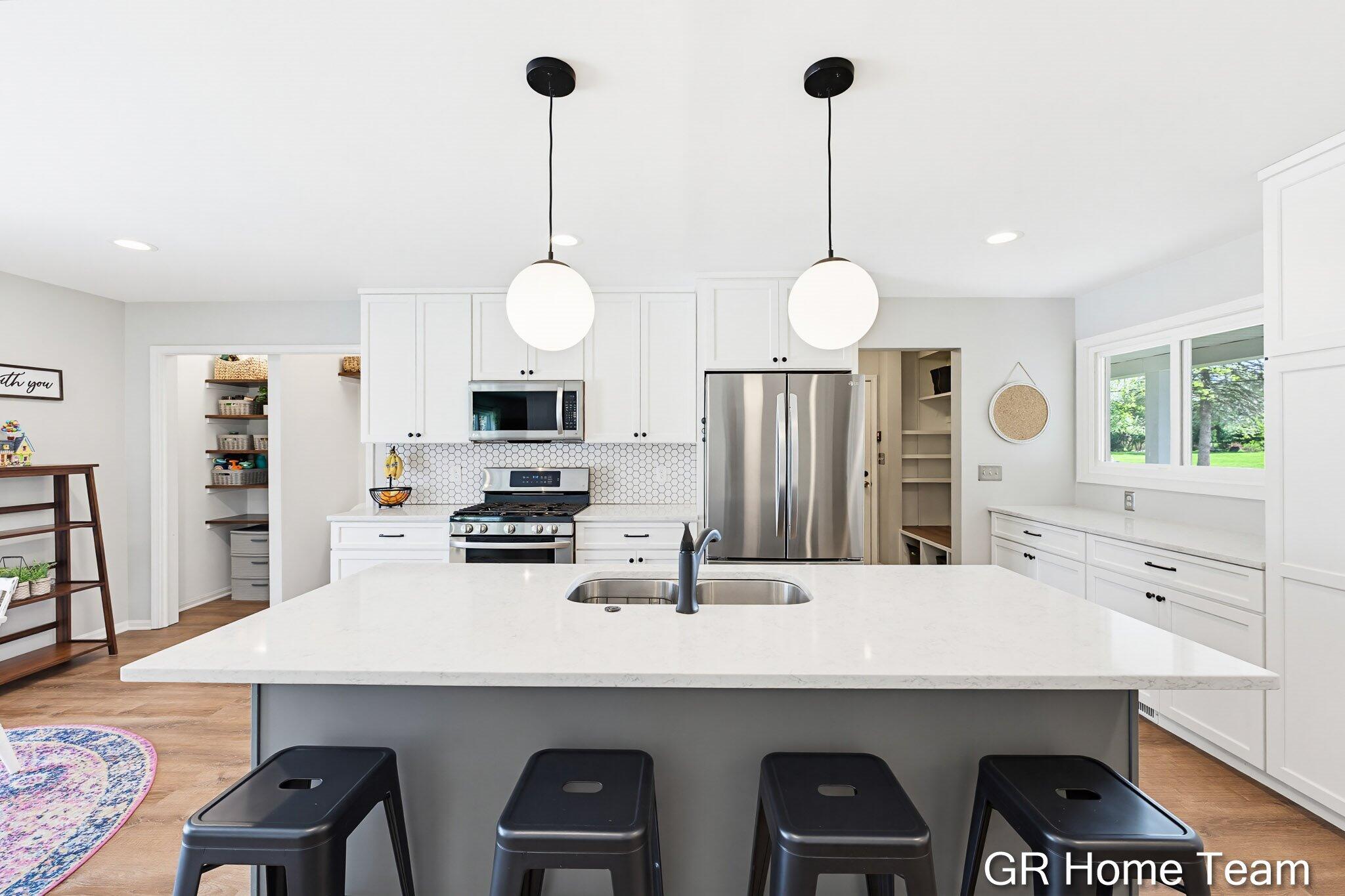 4090 Baywood Drive SE Grand Rapids MI 49546