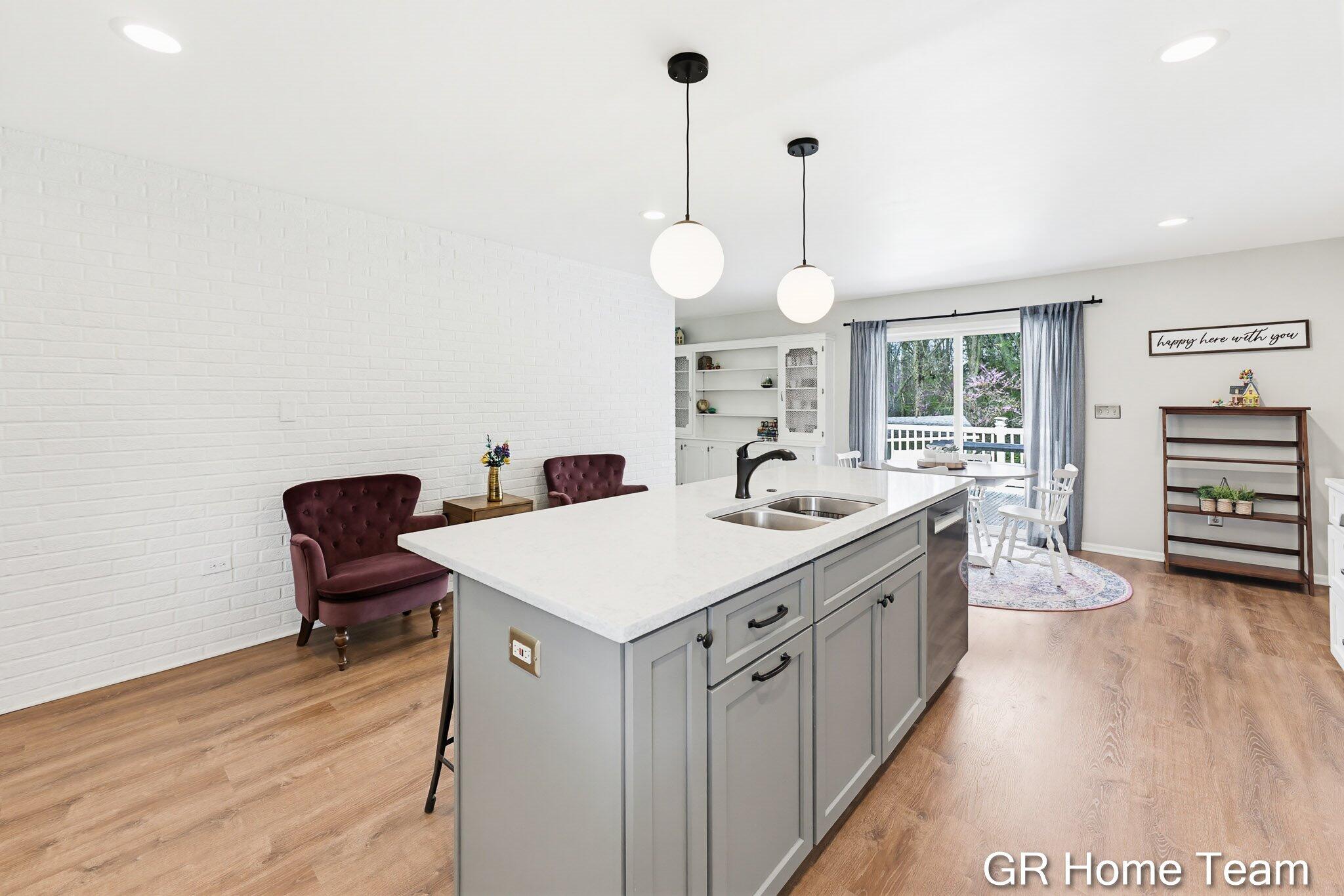 4090 Baywood Drive SE Grand Rapids MI 49546
