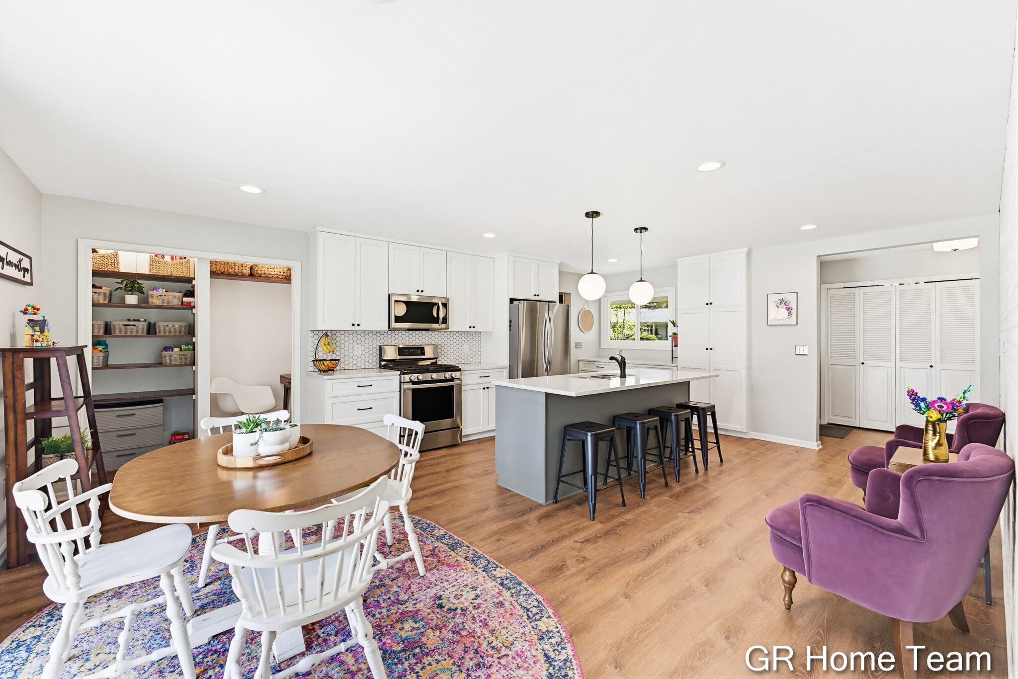 4090 Baywood Drive SE Grand Rapids MI 49546