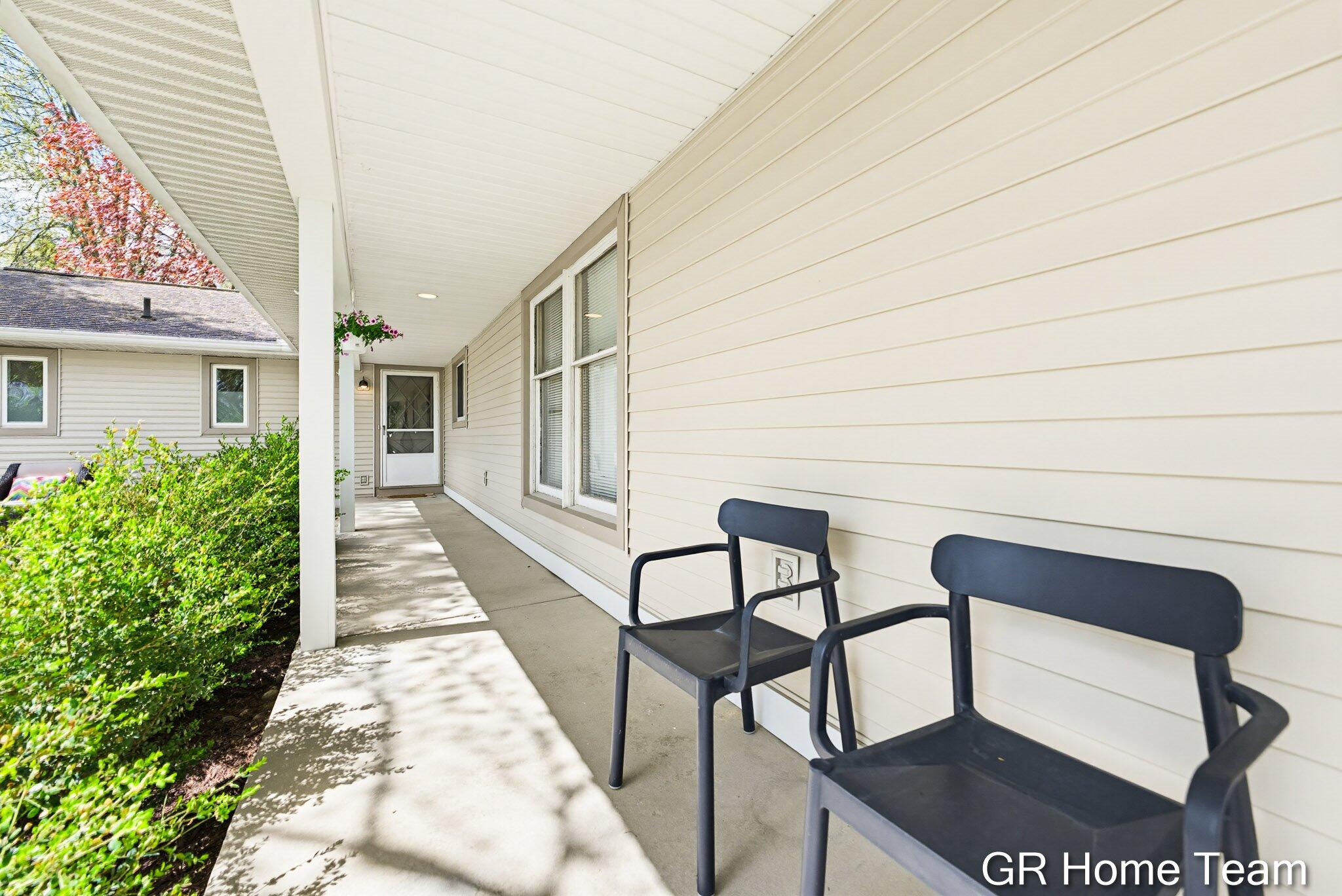 4090 Baywood Drive SE Grand Rapids MI 49546