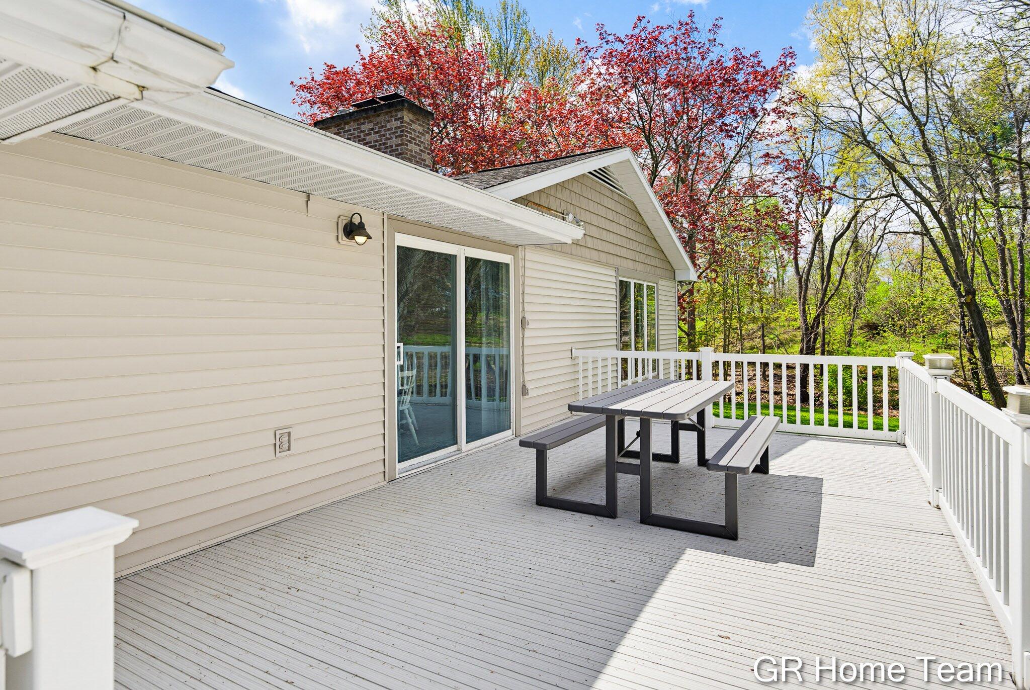 4090 Baywood Drive SE Grand Rapids MI 49546