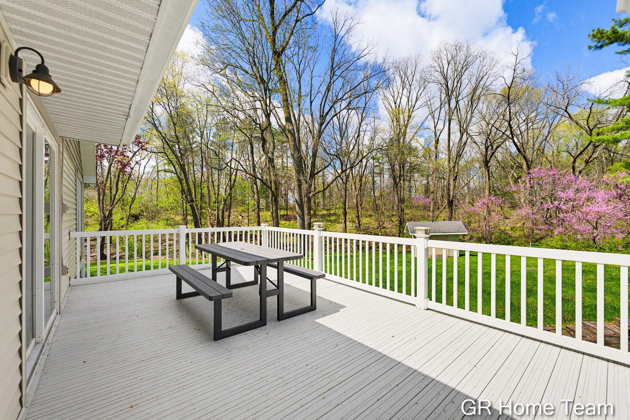 4090 Baywood Drive SE Grand Rapids MI 49546