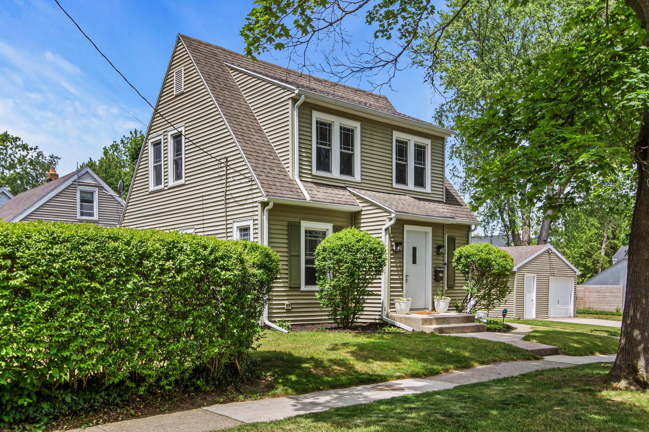 2724 S Rose Street Kalamazoo MI 49001