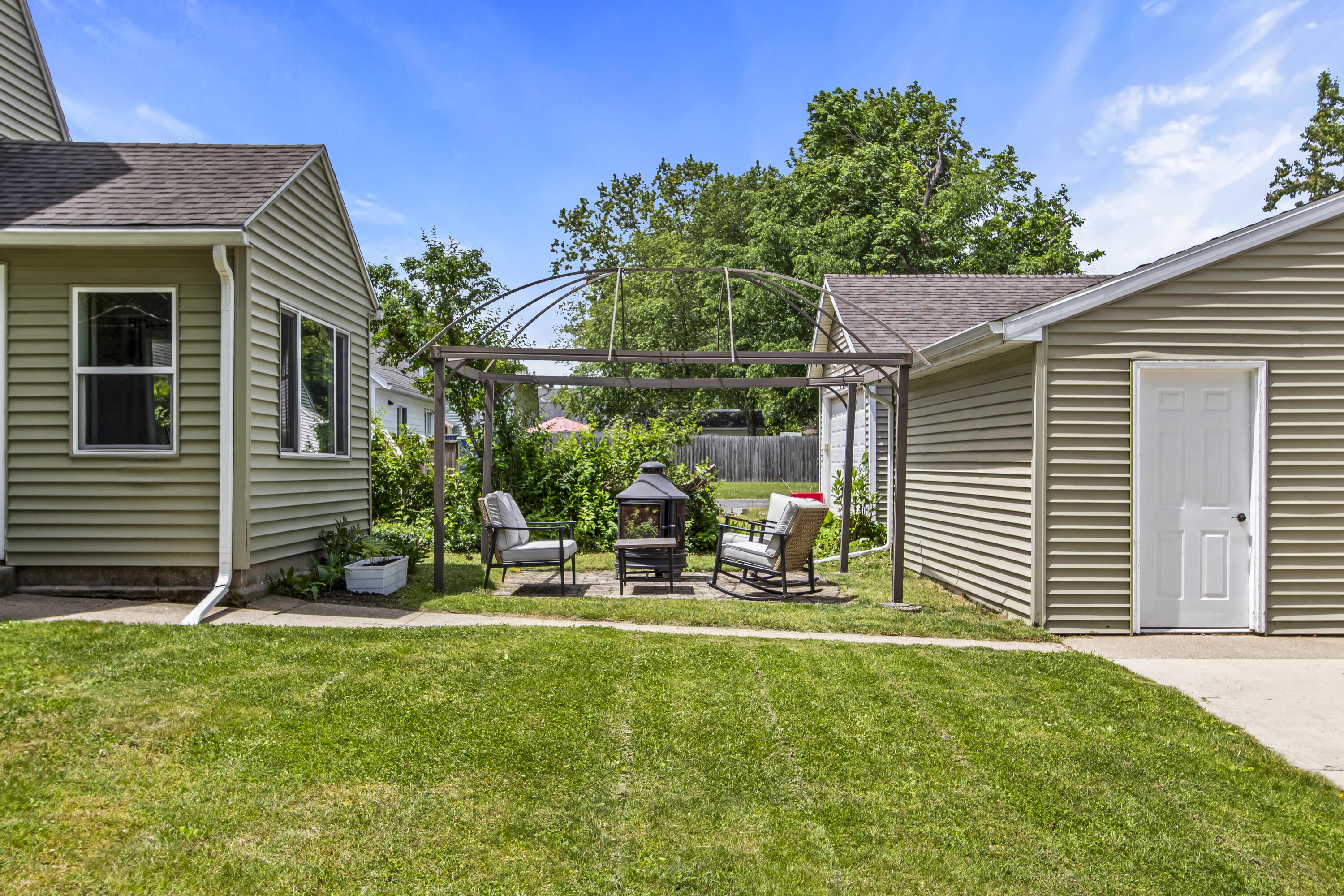 2724 S Rose Street Kalamazoo MI 49001