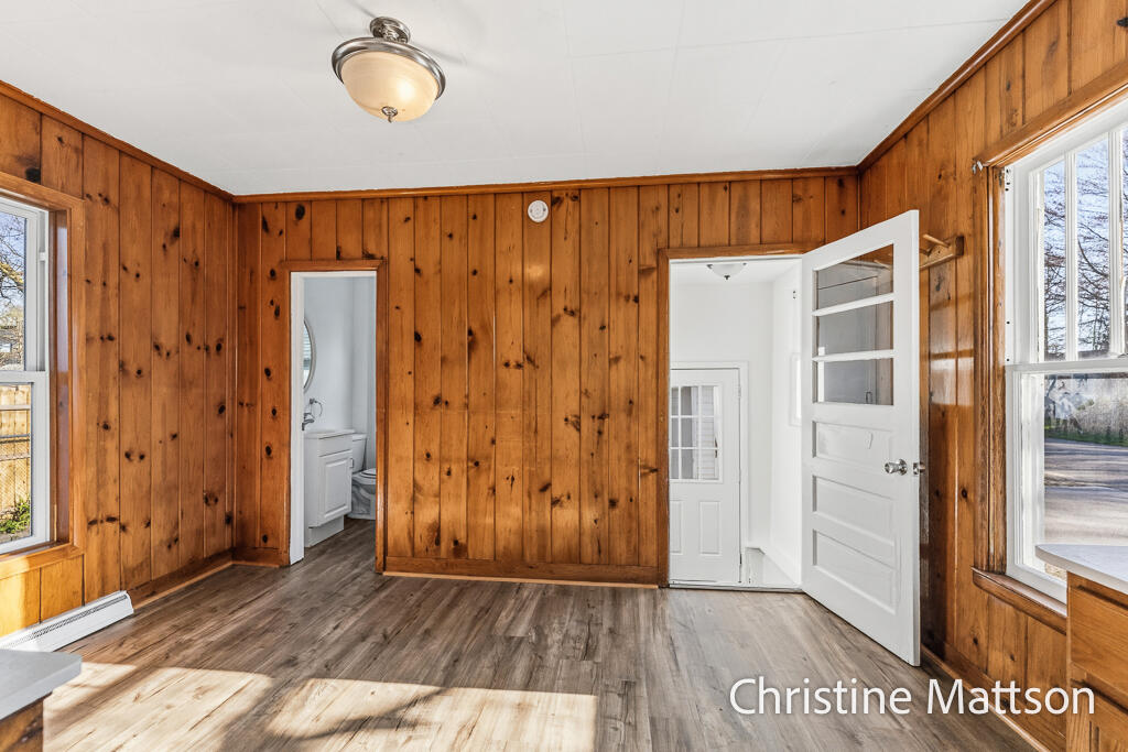 1889 Manor Drive Norton Shores MI 49441