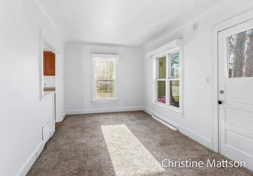 1889 Manor Drive Norton Shores MI 49441