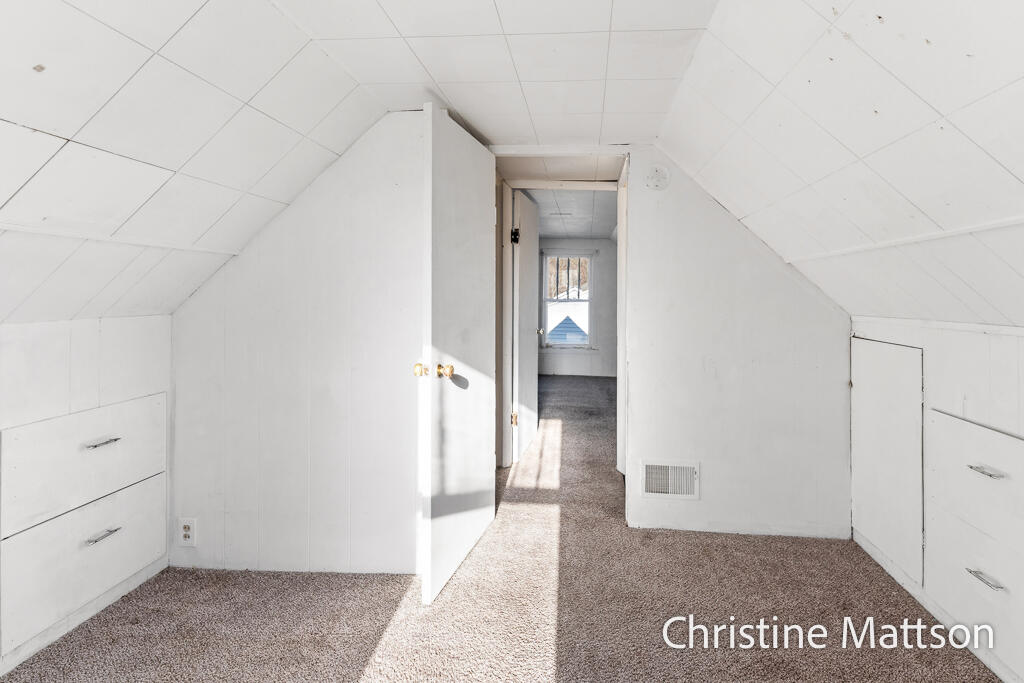 1889 Manor Drive Norton Shores MI 49441