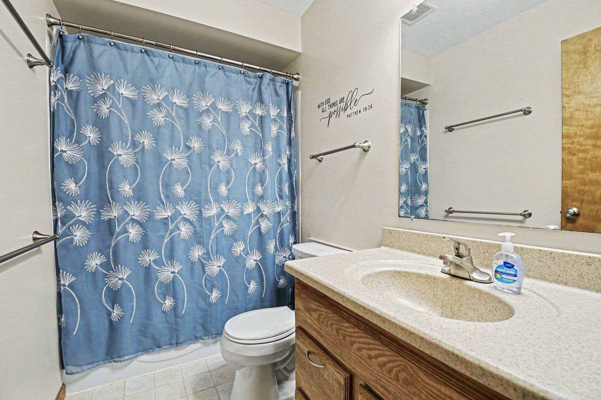3540 Breezewood Drive SE Grand Rapids MI 49512
