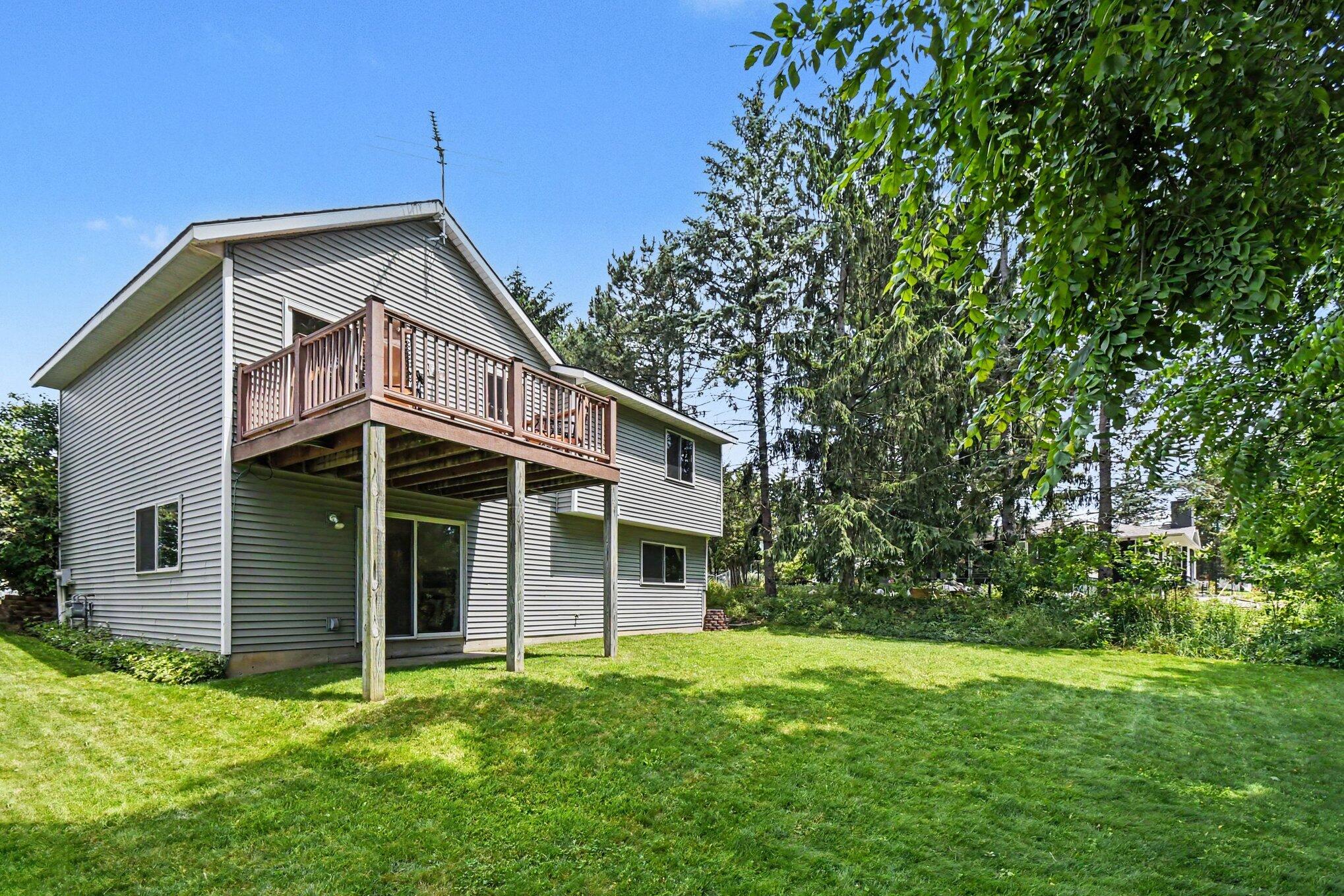 3540 Breezewood Drive SE Grand Rapids MI 49512