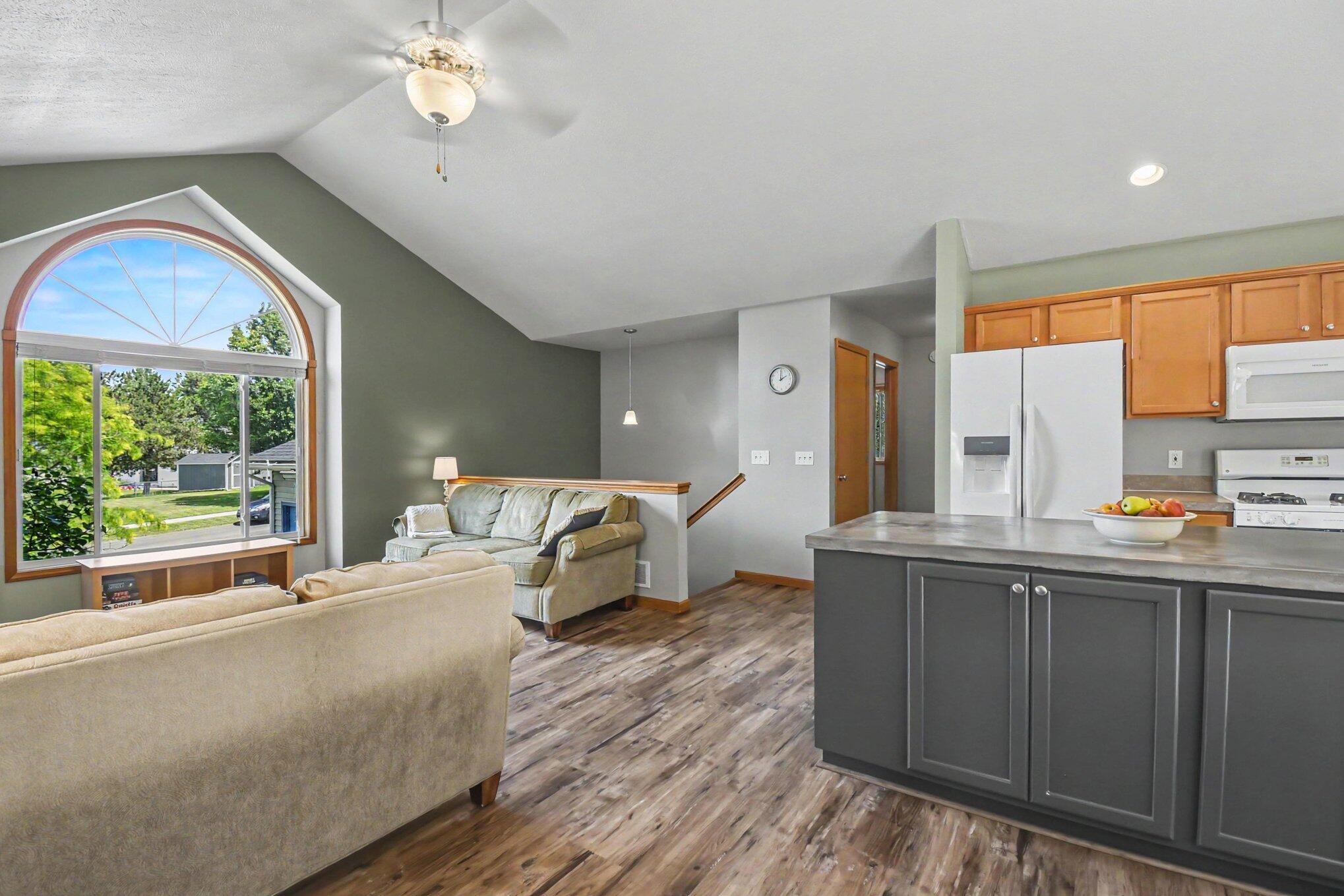 3540 Breezewood Drive SE Grand Rapids MI 49512