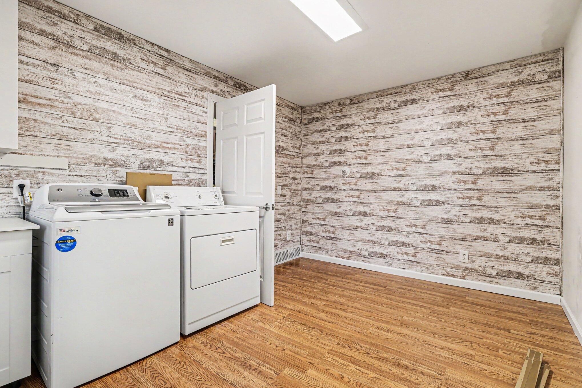 1187 Merry Brook Street Kalamazoo MI 49048
