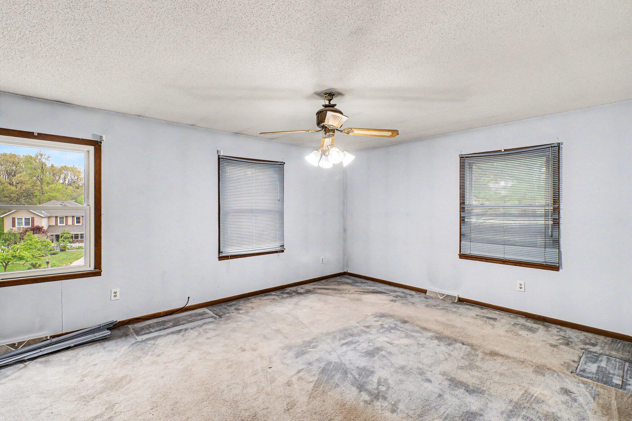 1187 Merry Brook Street Kalamazoo MI 49048