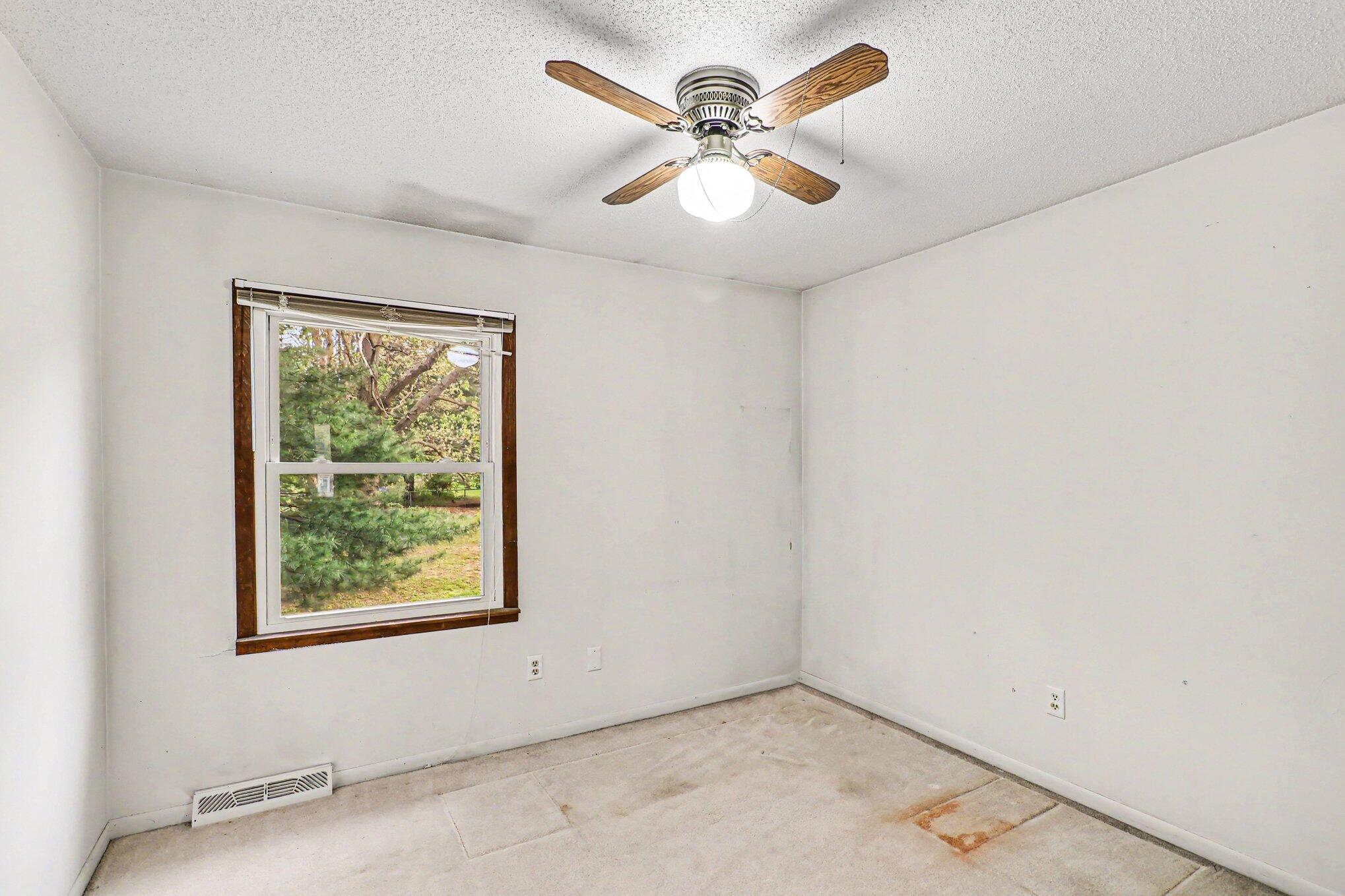 1187 Merry Brook Street Kalamazoo MI 49048