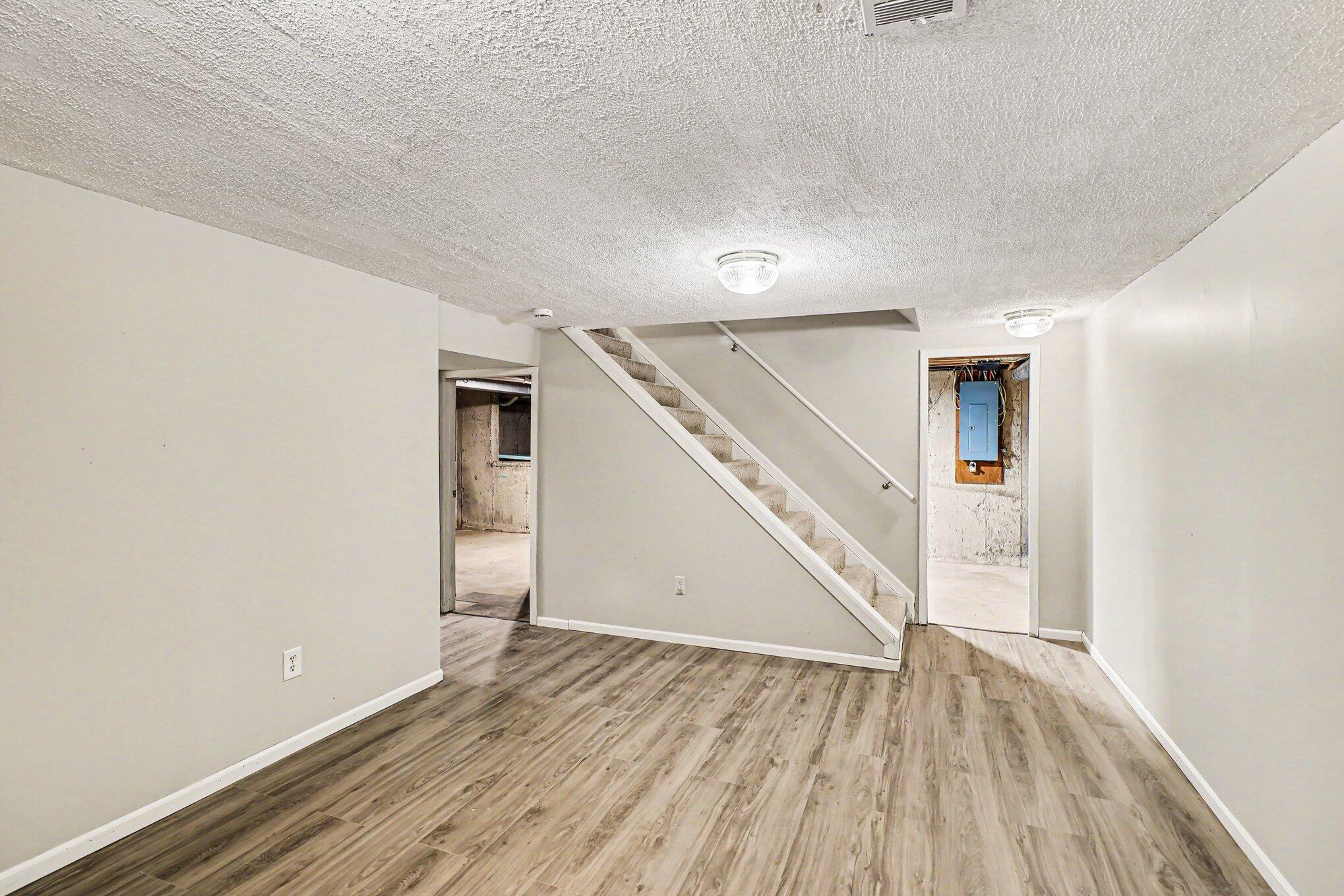 1187 Merry Brook Street Kalamazoo MI 49048