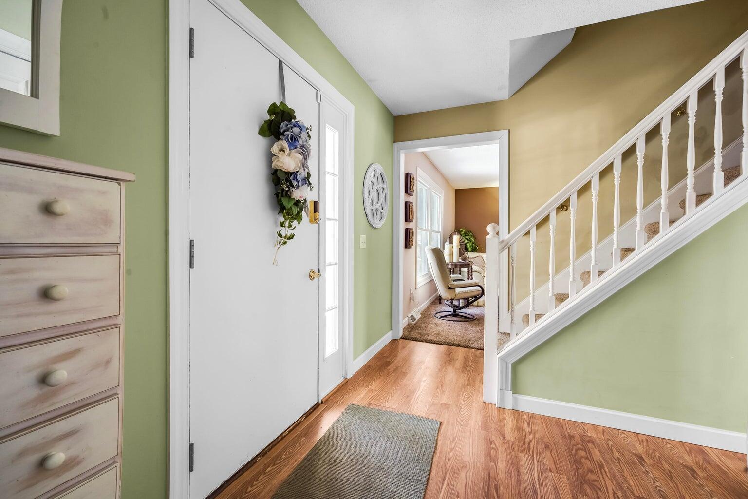 1187 Merry Brook Street Kalamazoo MI 49048
