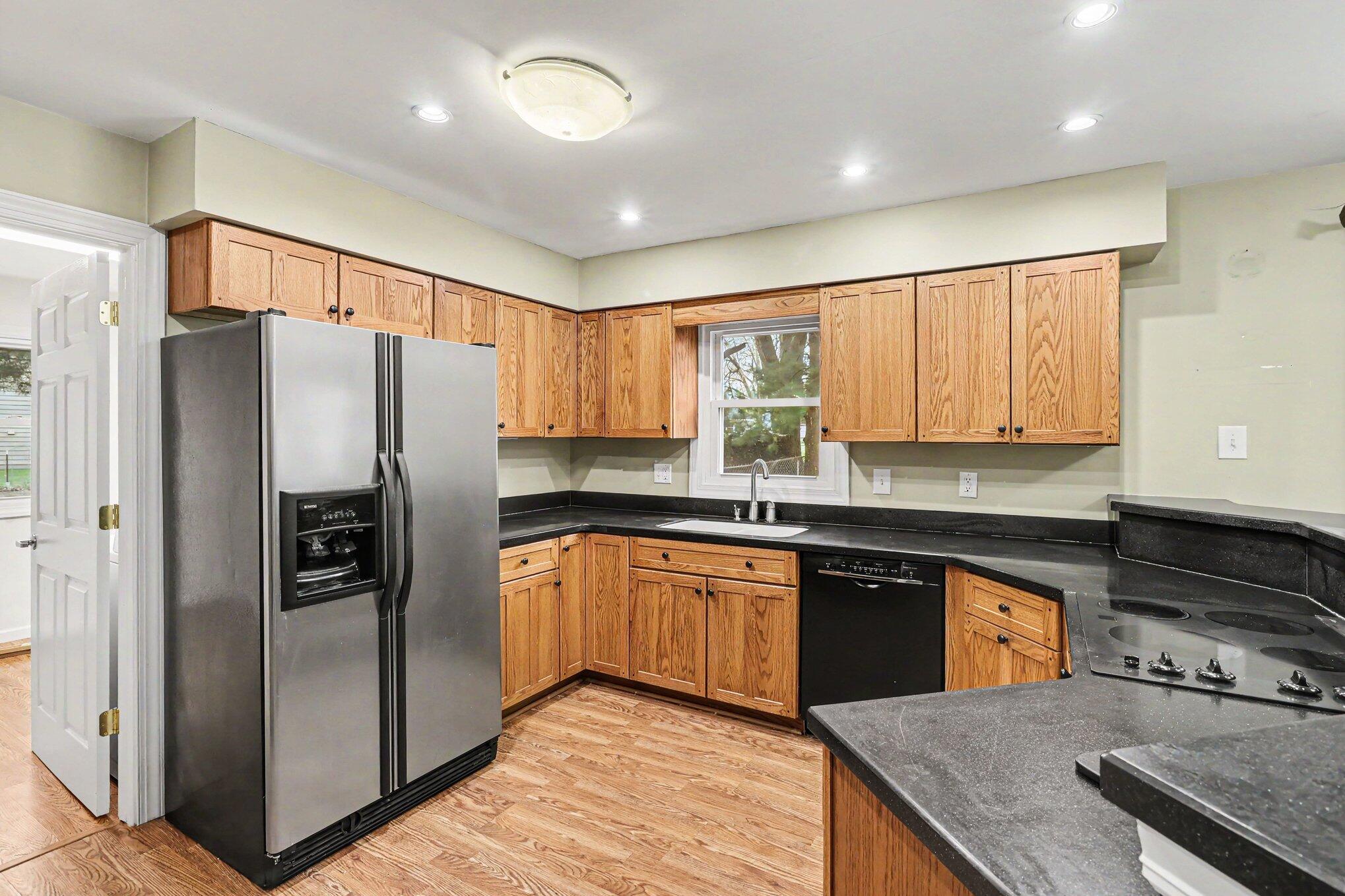 1187 Merry Brook Street Kalamazoo MI 49048