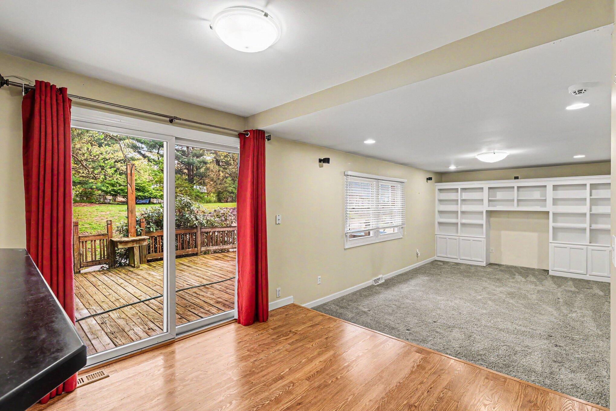 1187 Merry Brook Street Kalamazoo MI 49048