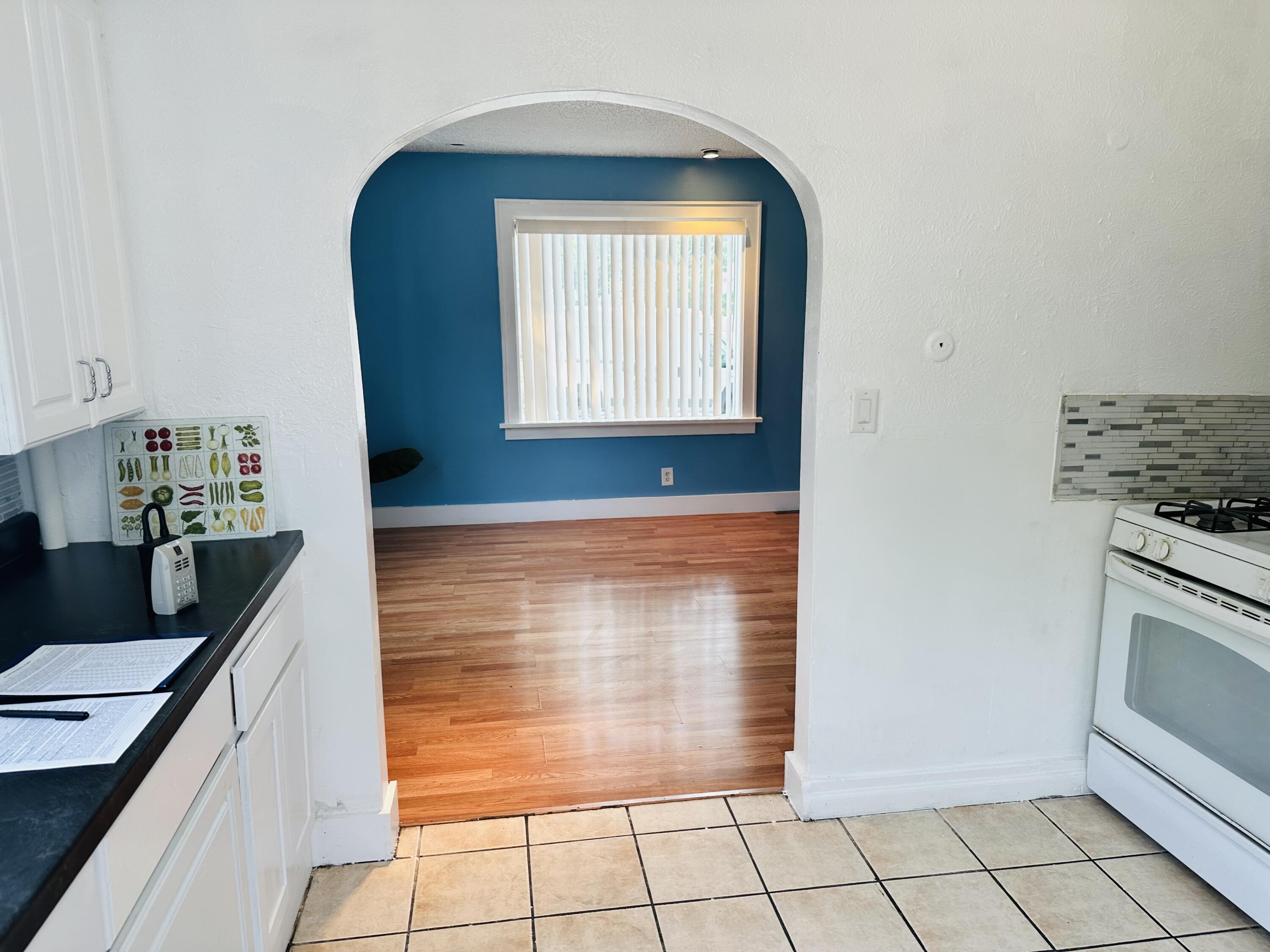 2174 S Getty Street Muskegon MI 49444