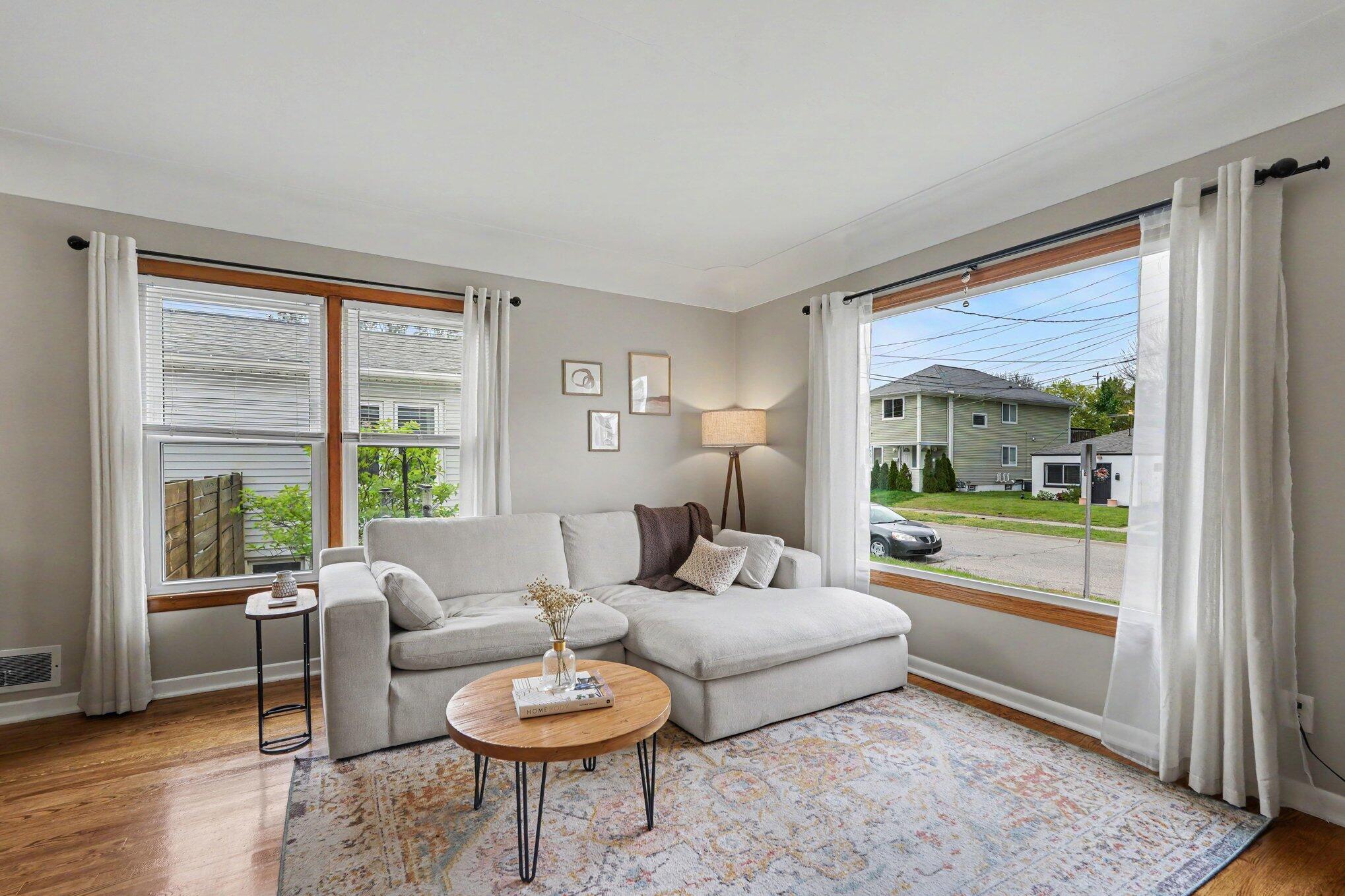 818 Norbert Street NW Grand Rapids MI 49504