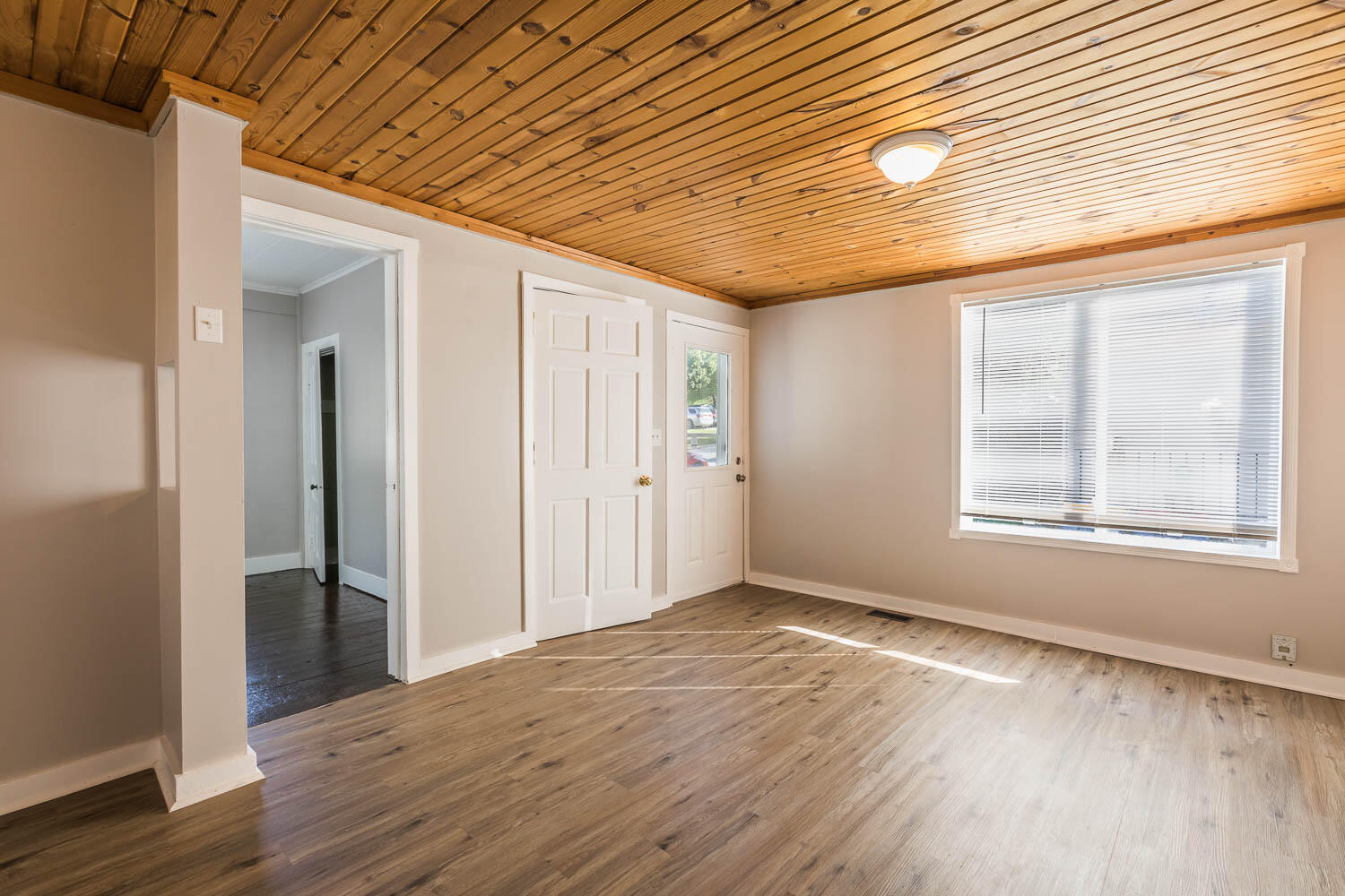 1122 3rd Street NW Grand Rapids MI 49504