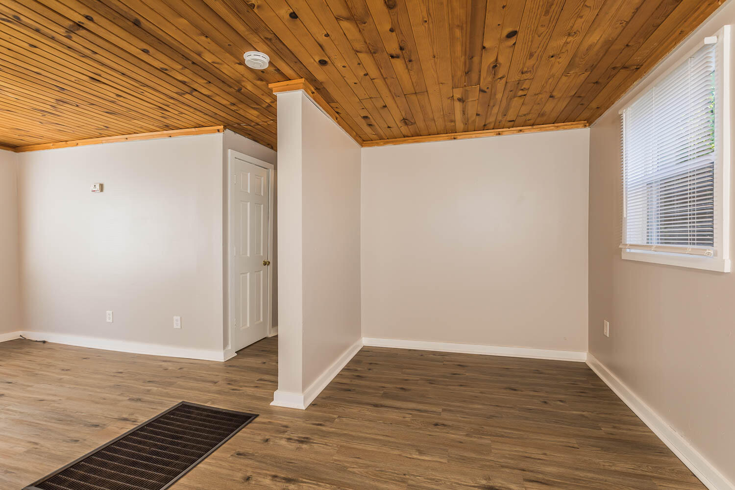 1122 3rd Street NW Grand Rapids MI 49504