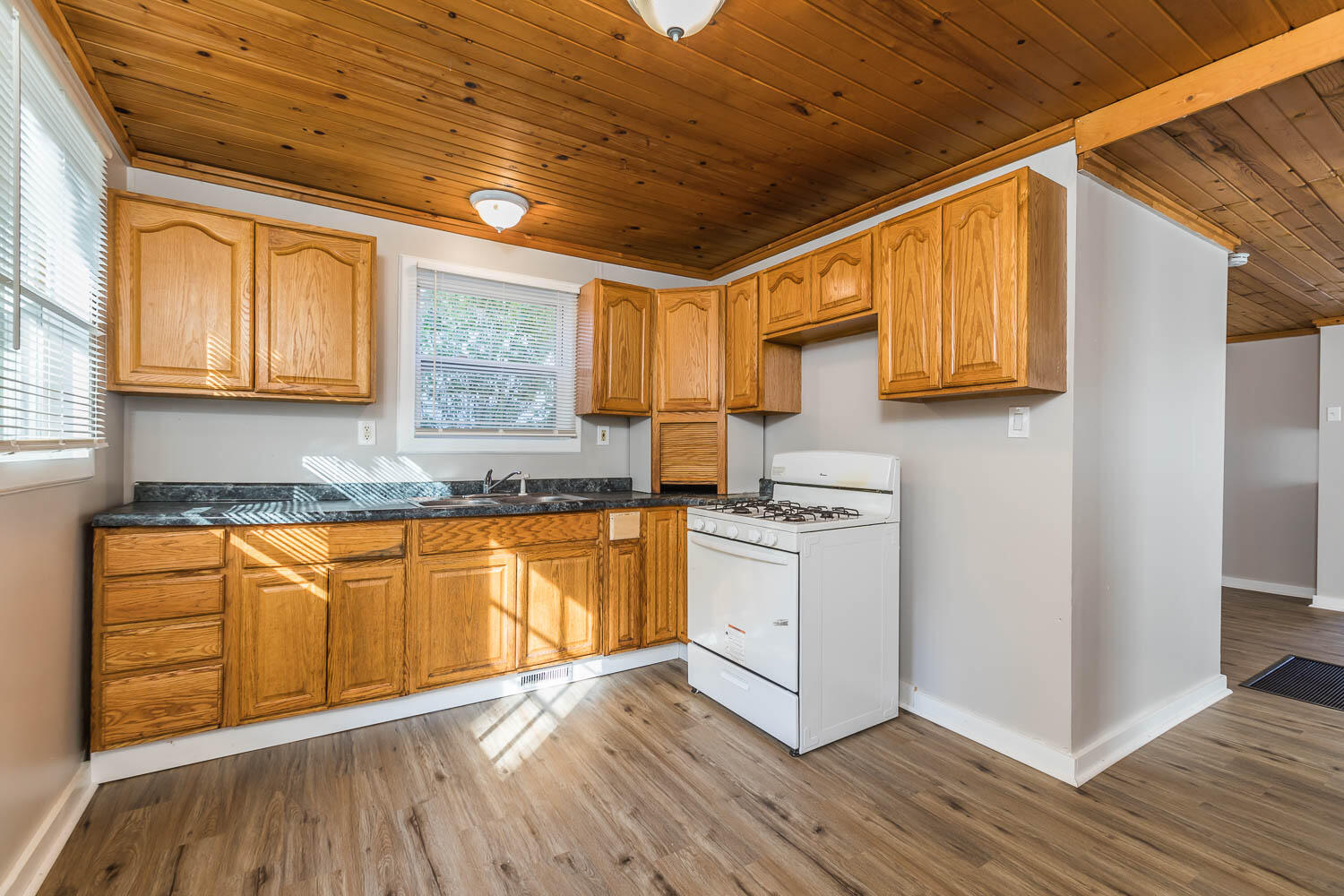 1122 3rd Street NW Grand Rapids MI 49504