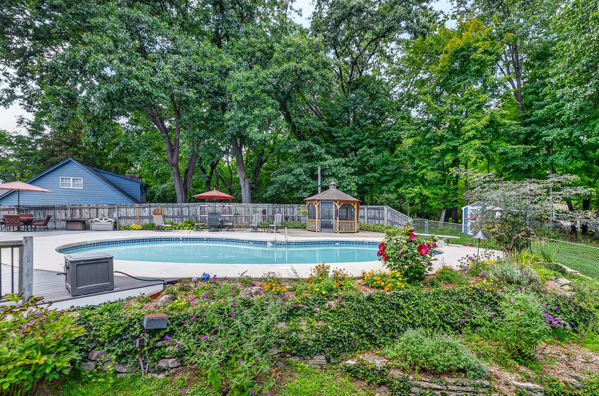 4401 Glenrose Terrace Kalamazoo MI 49008