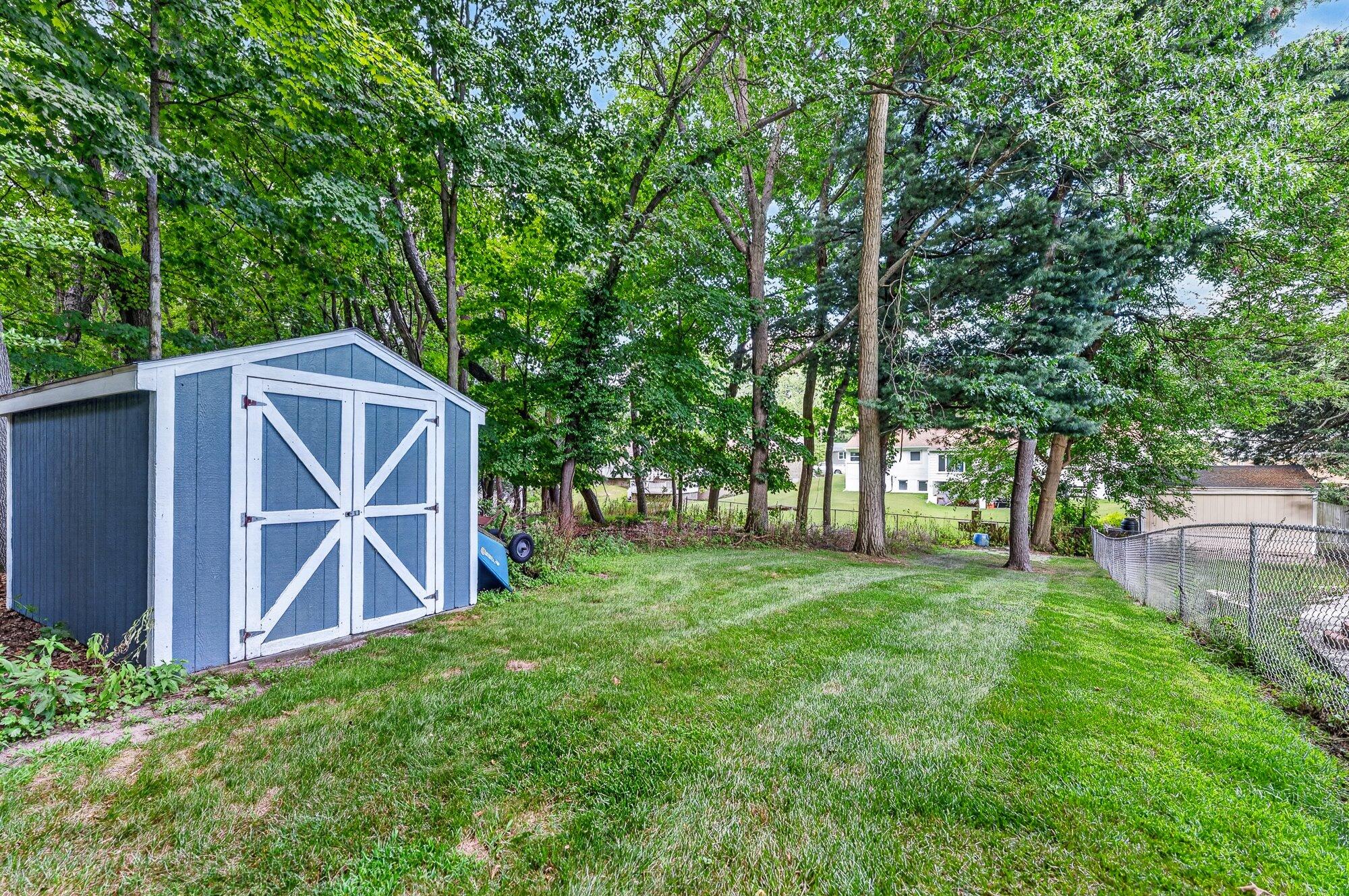 4401 Glenrose Terrace Kalamazoo MI 49008