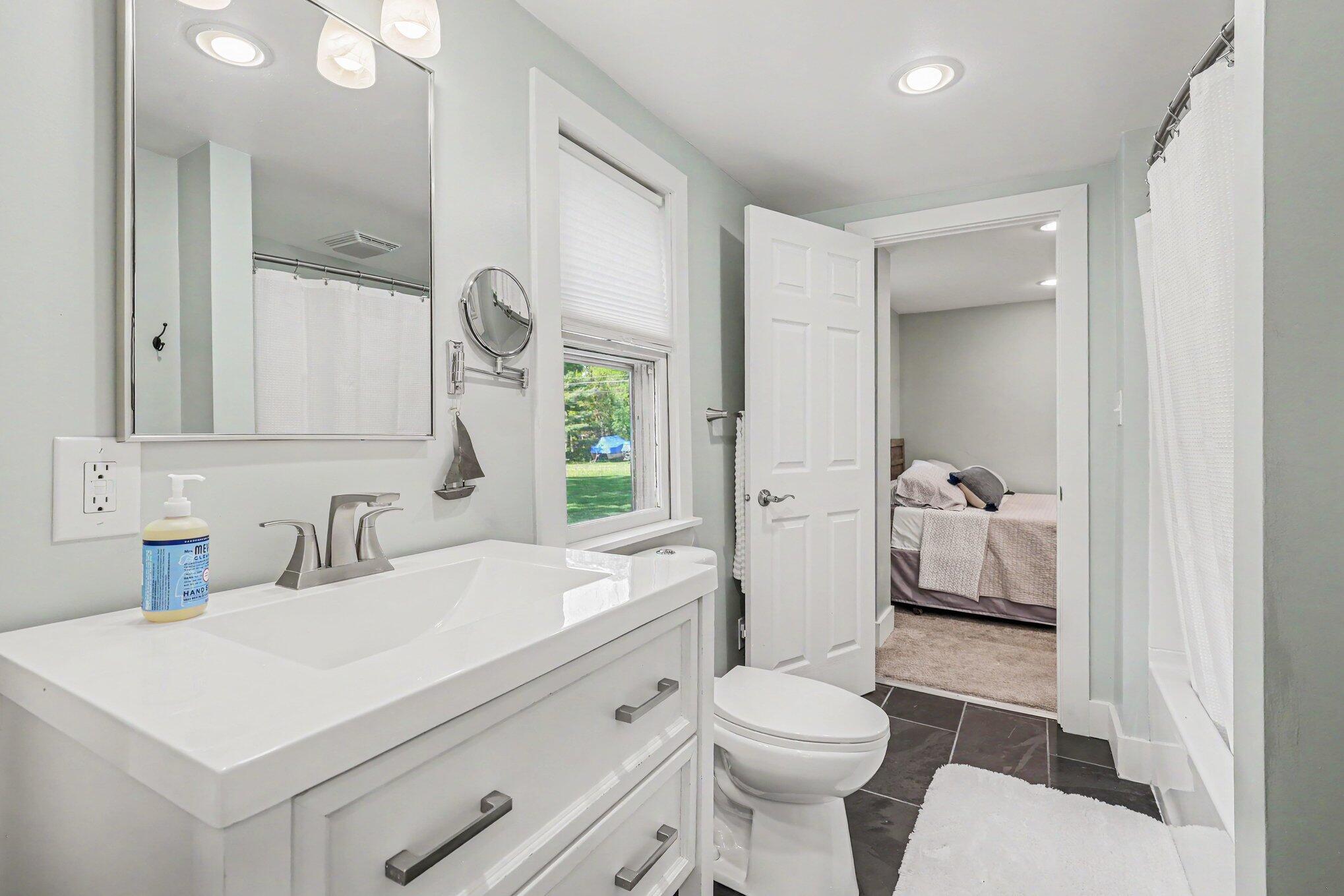 2329 Schimperle Drive NE Grand Rapids MI 49525