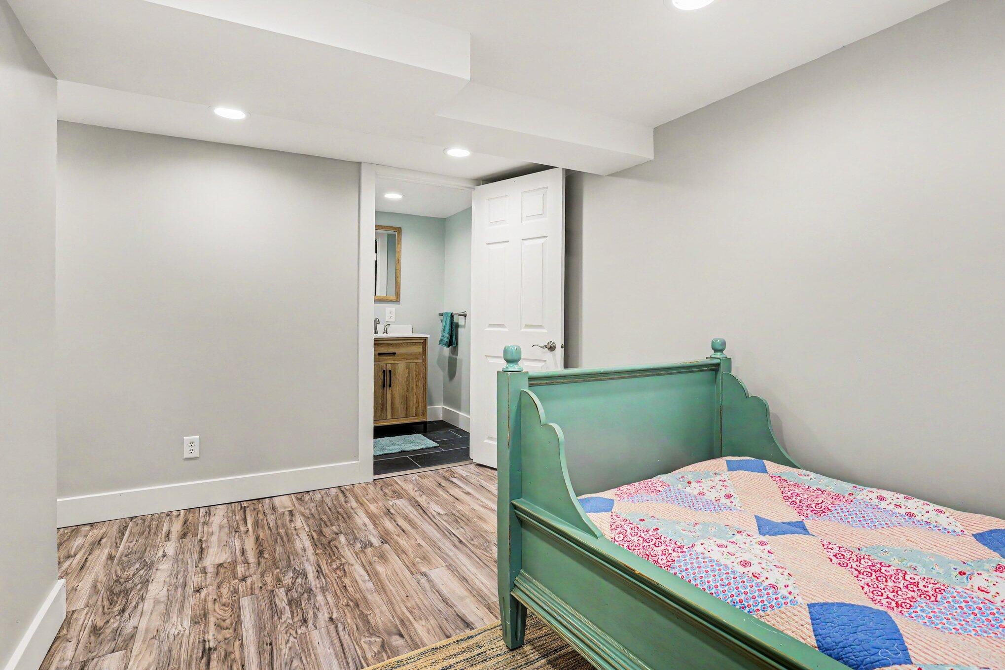 2329 Schimperle Drive NE Grand Rapids MI 49525