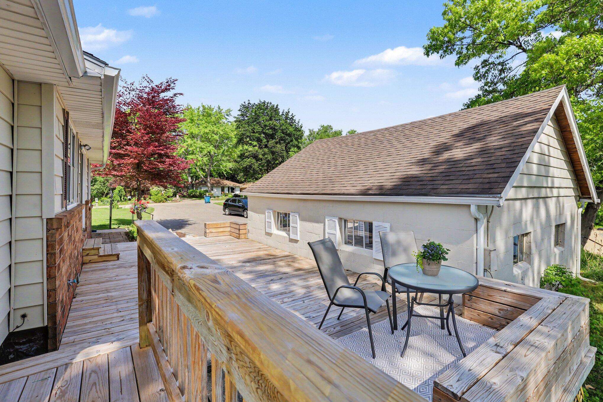 2329 Schimperle Drive NE Grand Rapids MI 49525