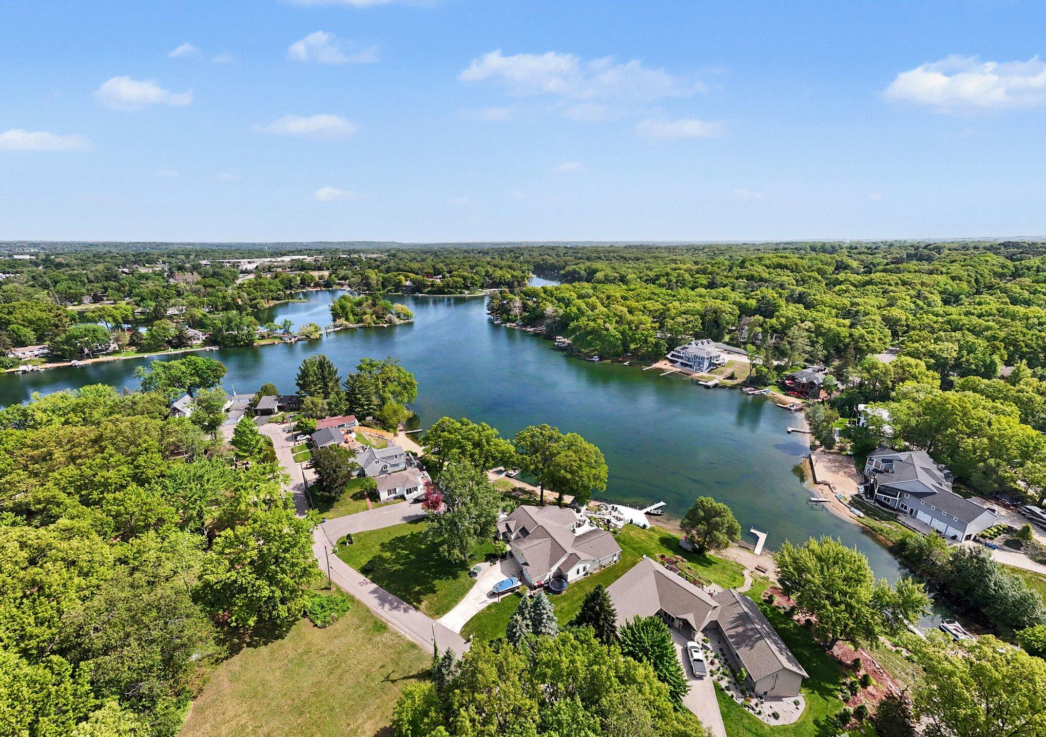 2329 Schimperle Drive NE Grand Rapids MI 49525