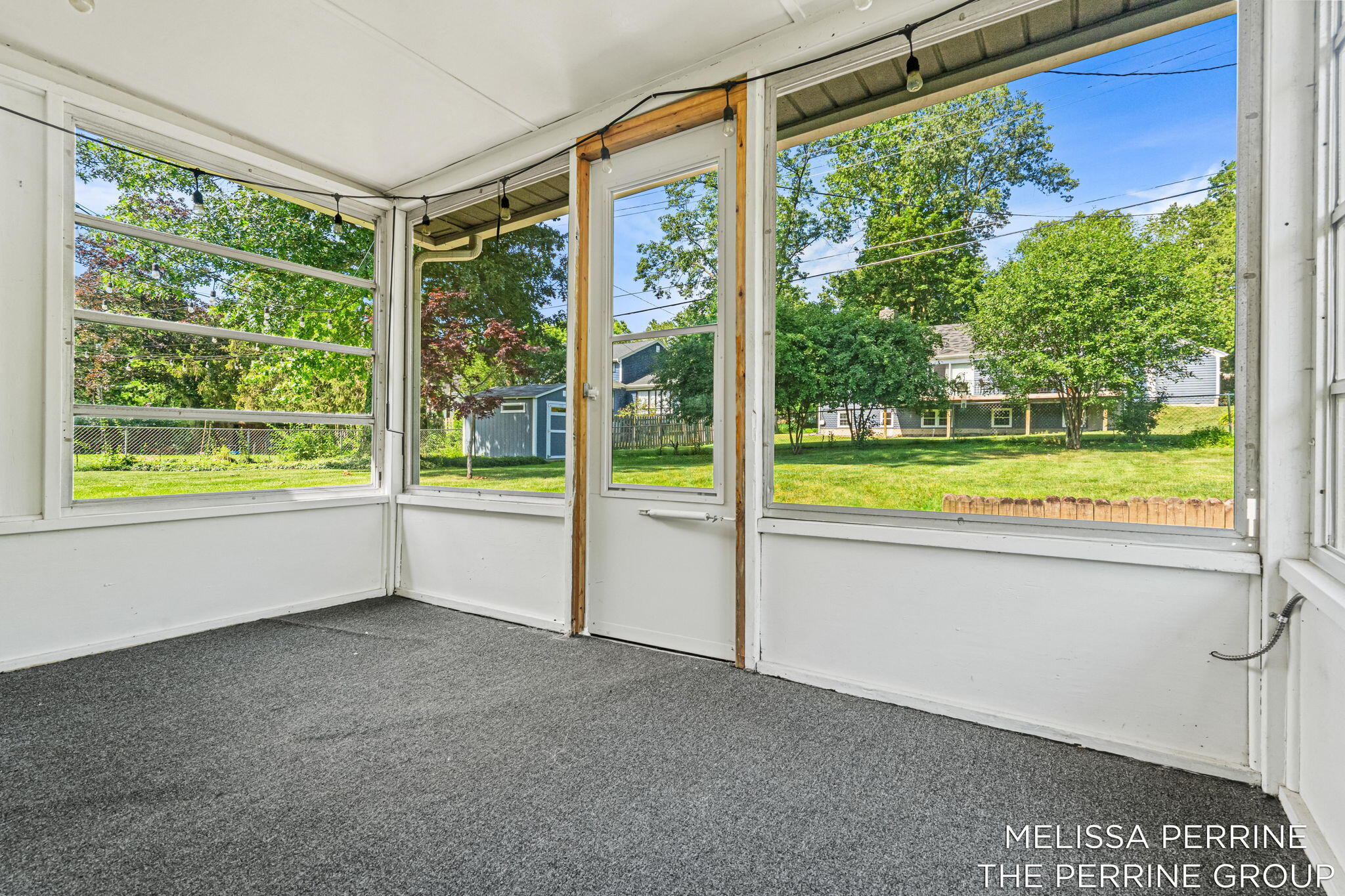 1621 Woodcliff Avenue SE Grand Rapids MI 49506