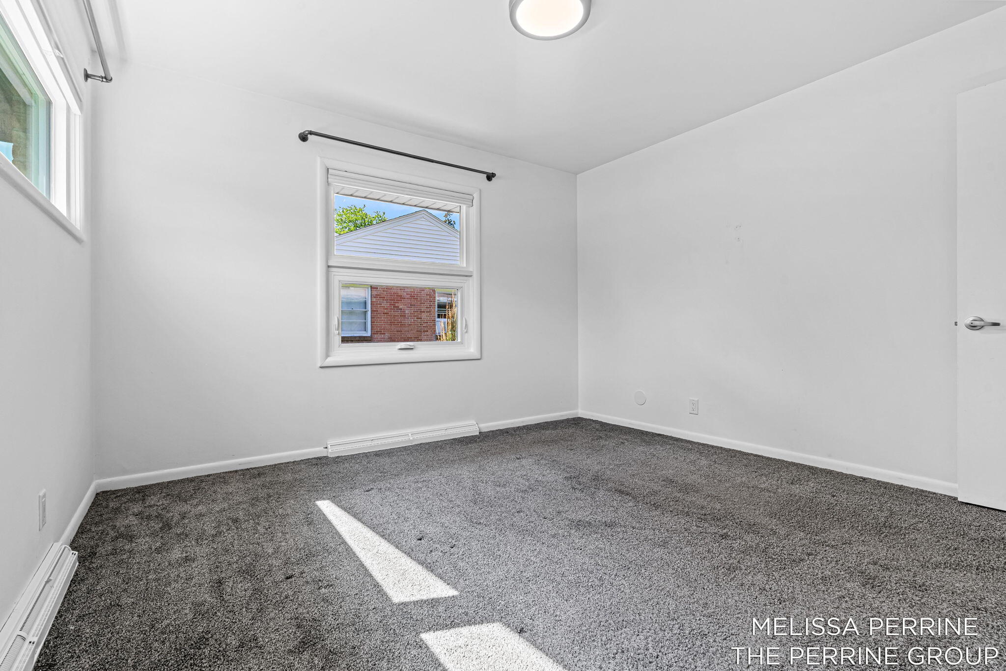 1621 Woodcliff Avenue SE Grand Rapids MI 49506