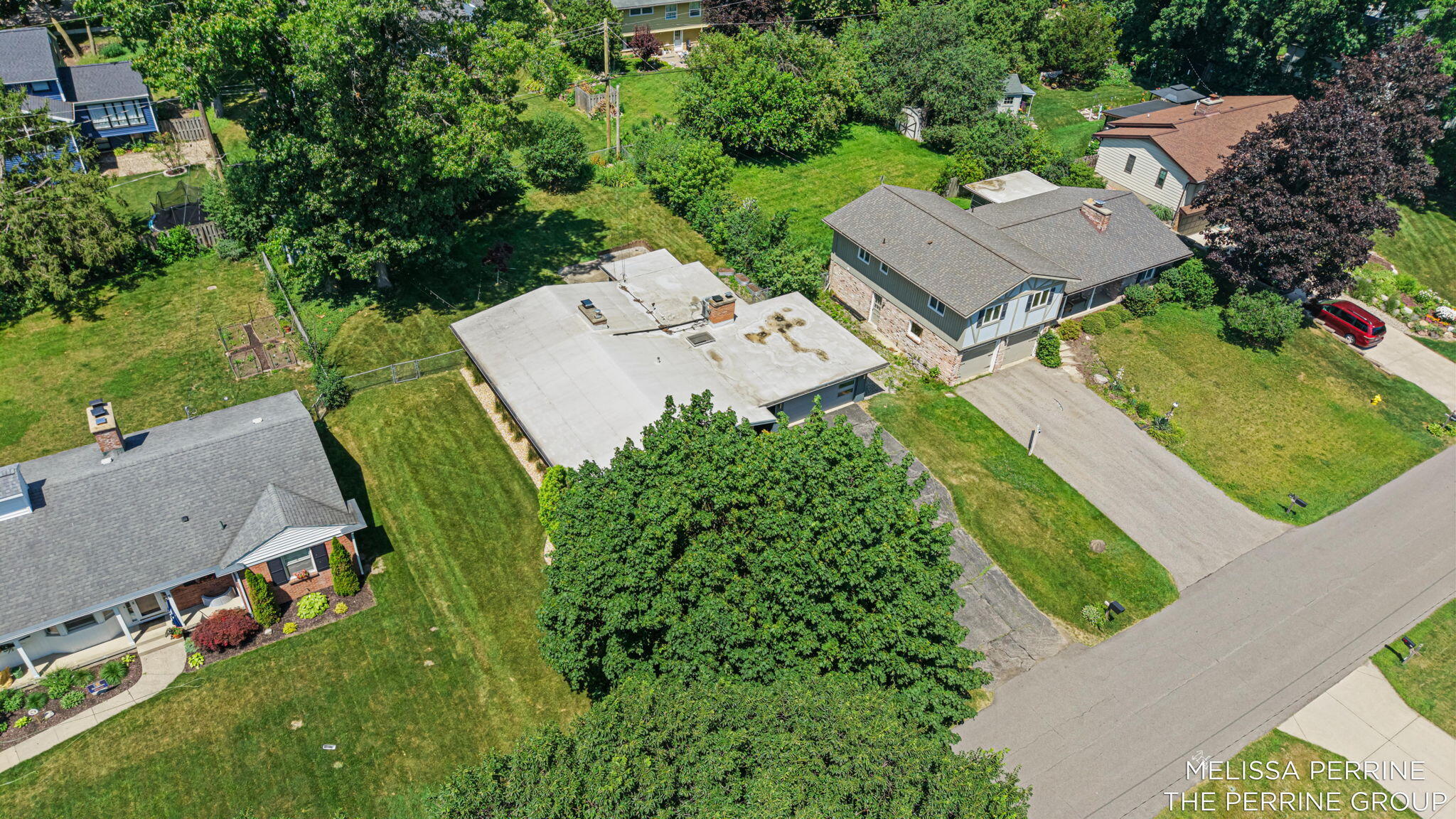 1621 Woodcliff Avenue SE Grand Rapids MI 49506