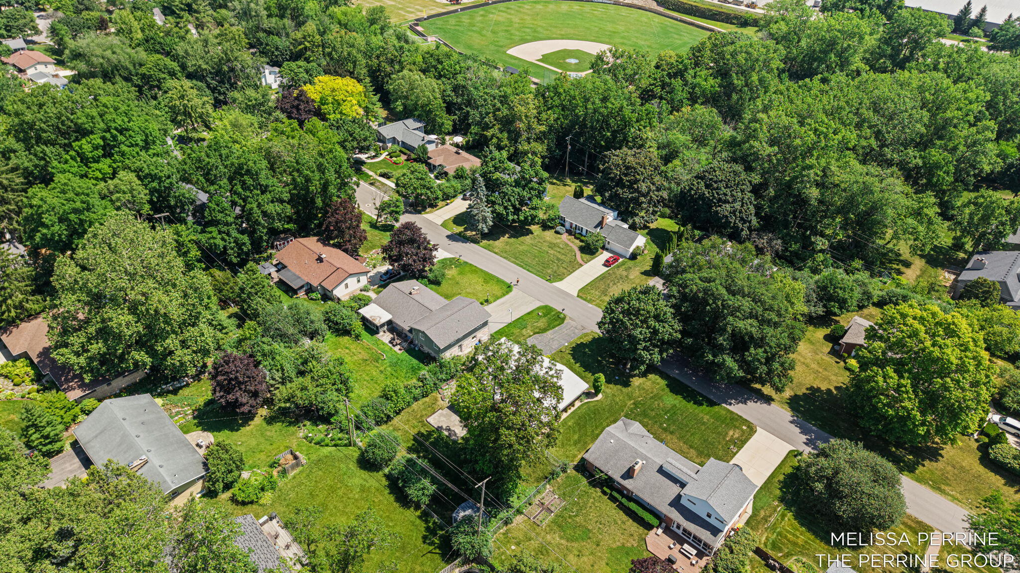 1621 Woodcliff Avenue SE Grand Rapids MI 49506