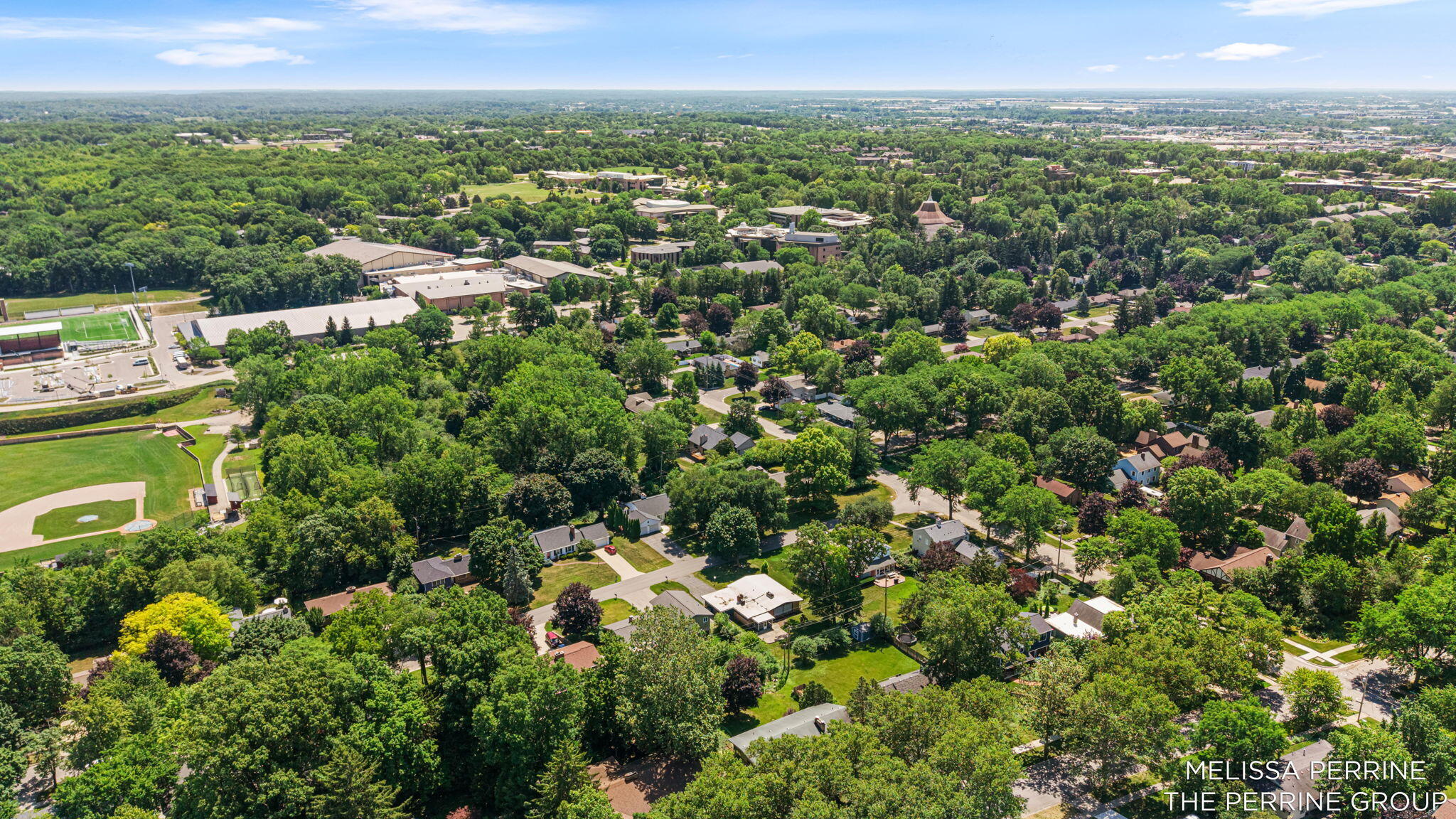 1621 Woodcliff Avenue SE Grand Rapids MI 49506