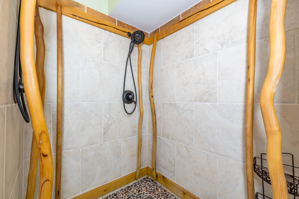 6798 Oak Highlands Drive Kalamazoo MI 49009